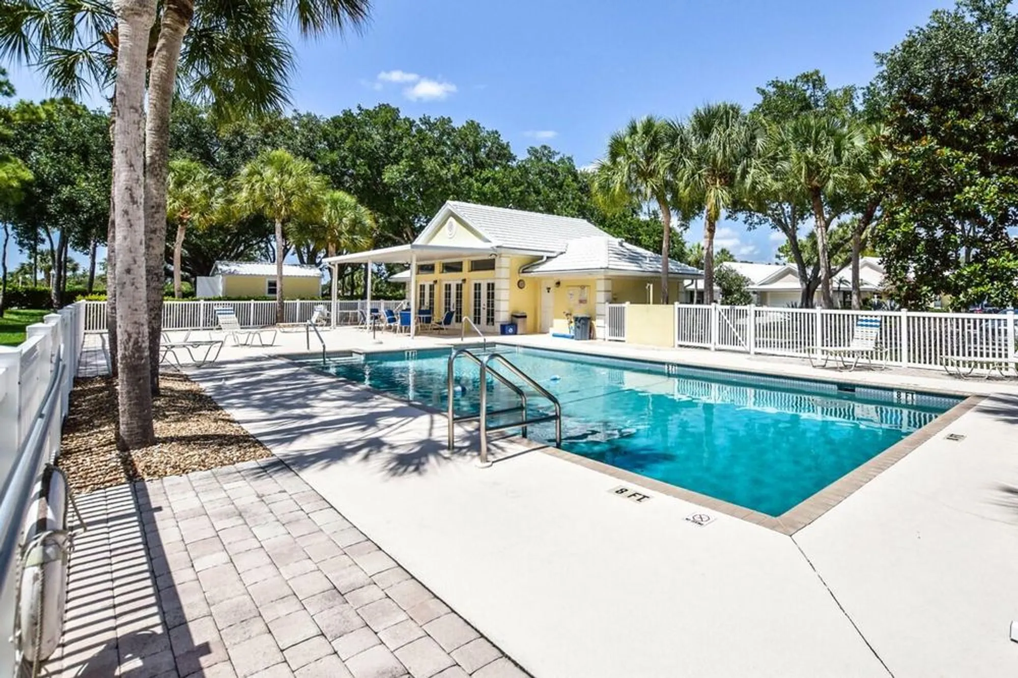 Property Slideshow image 47 of 65 | 702 brightside crescent dr 2, Venice, FL, 34293