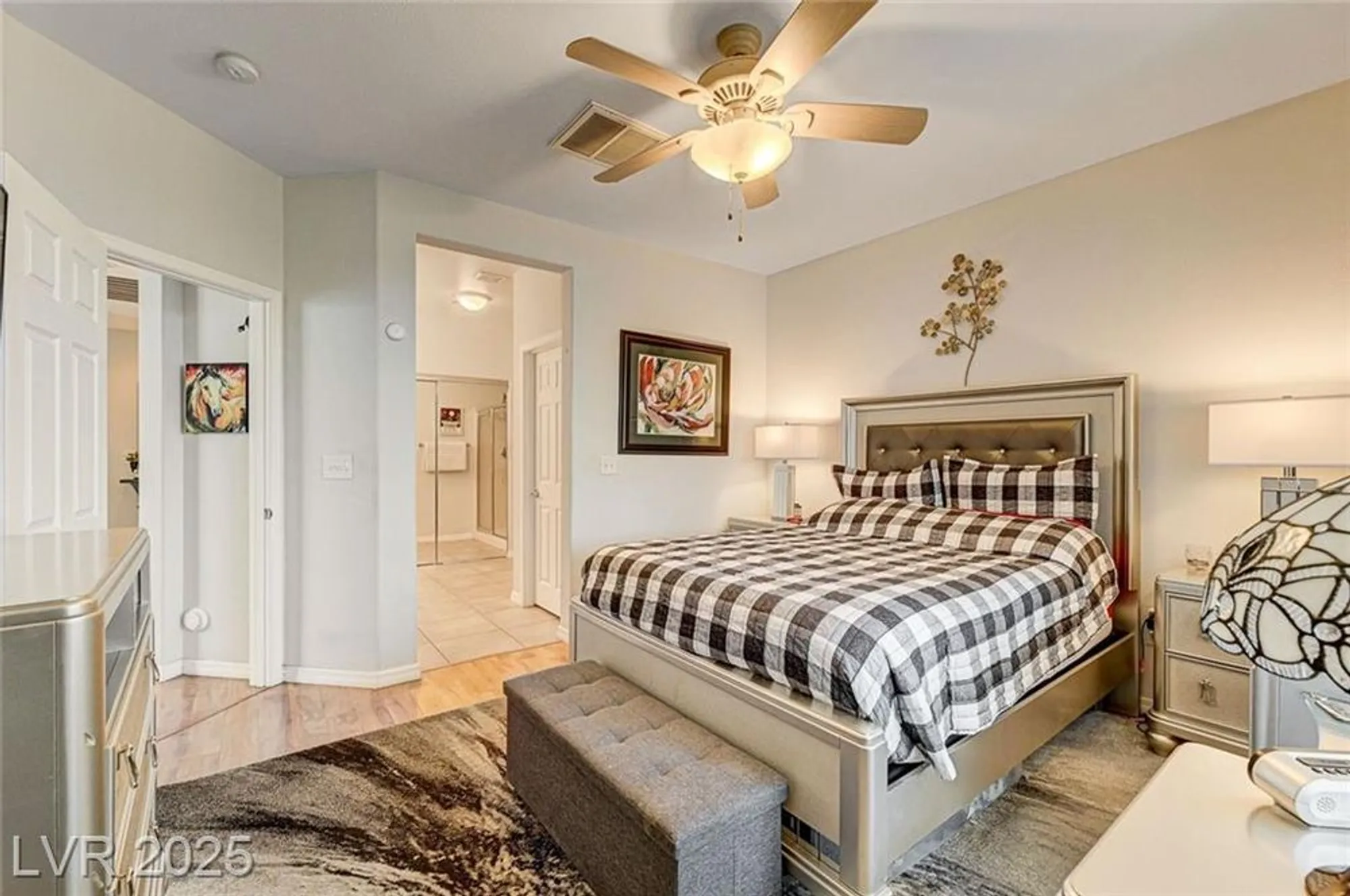 Property Slideshow image 26 of 41 | 10393 abisso dr, Las Vegas, NV, 89135