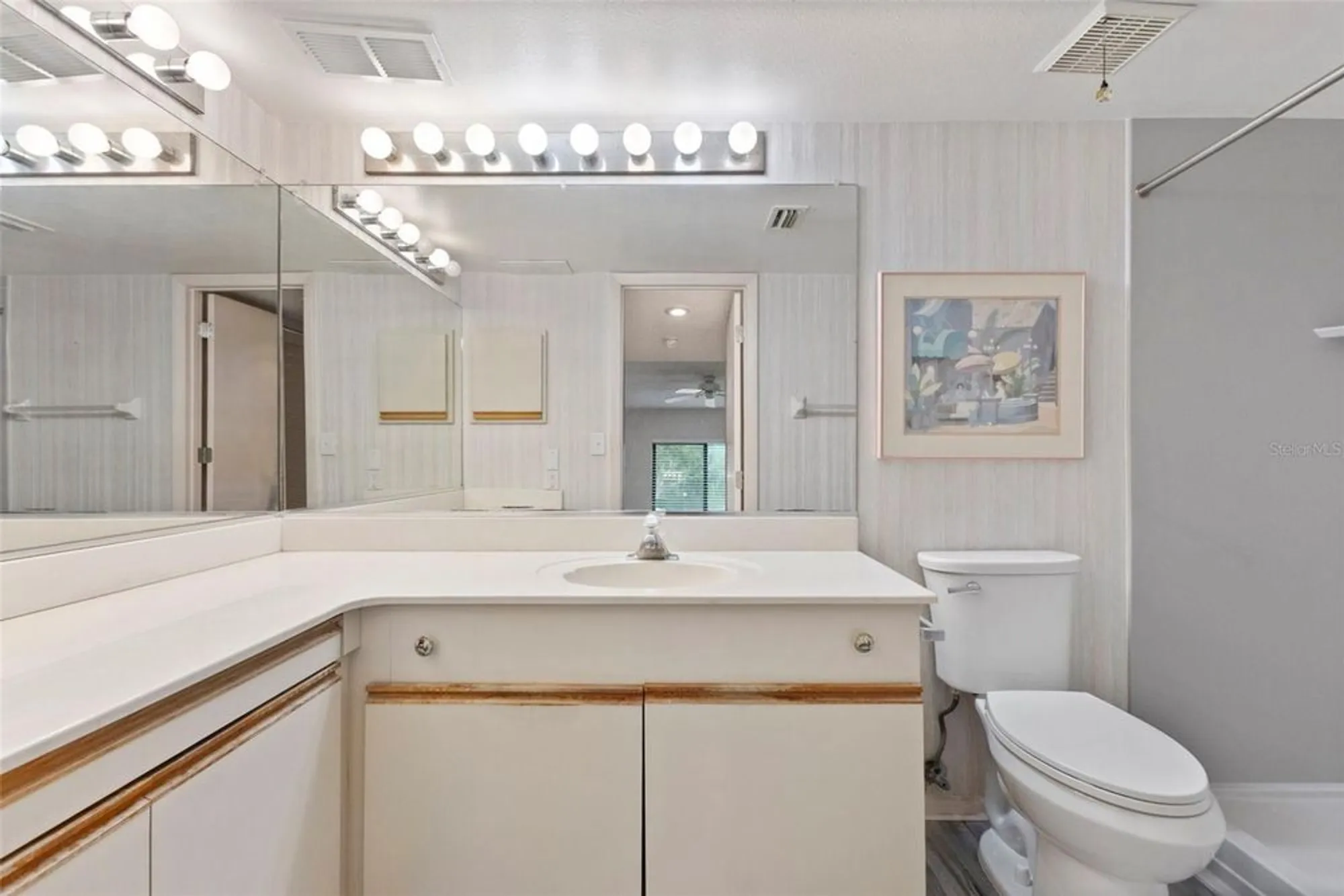 Property Slideshow image 21 of 40 | 7680 eagle creek dr # 7680, Sarasota, FL, 34243