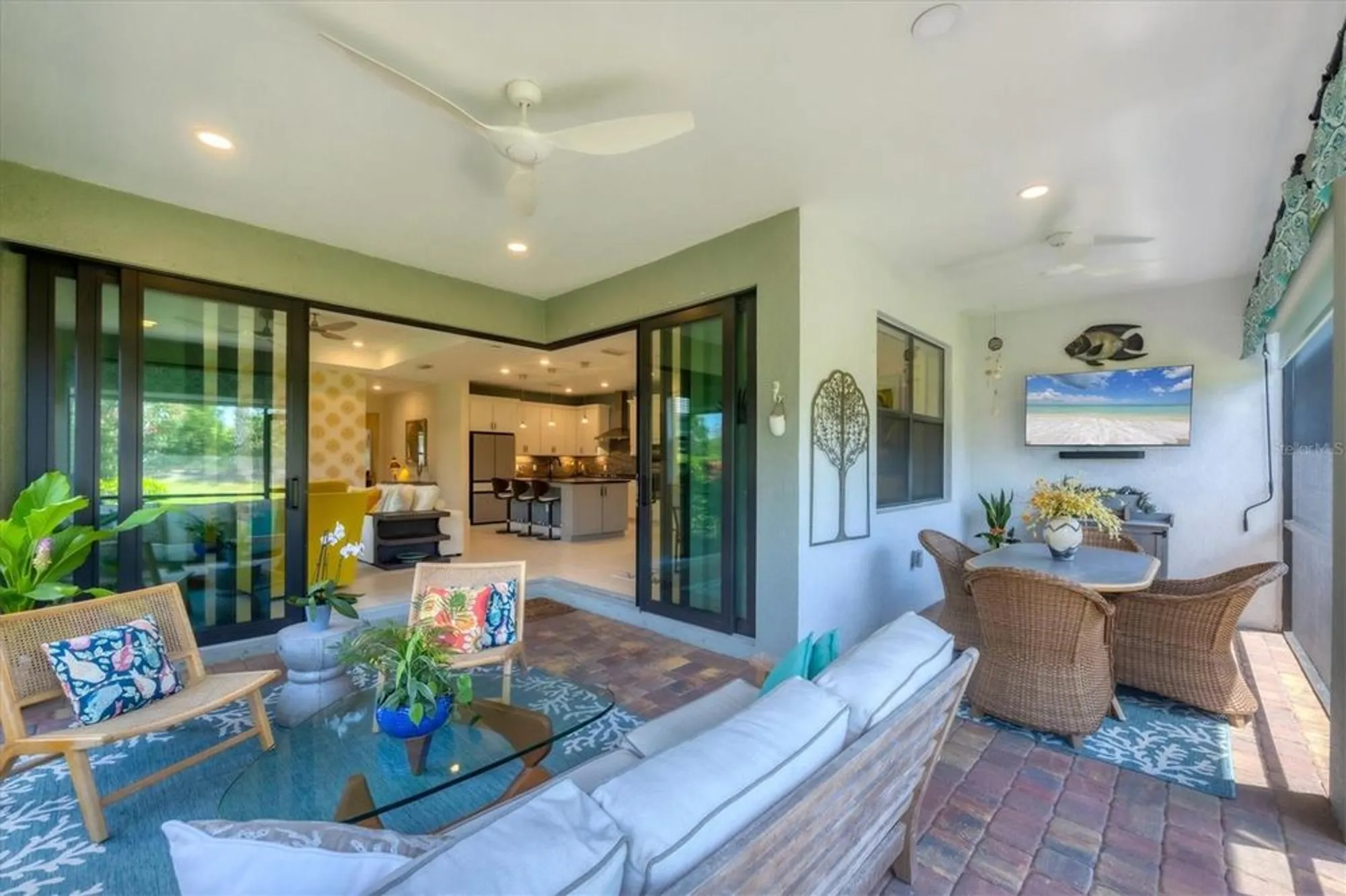 Property Slideshow image 35 of 73 | 17546 northwood pl, Bradenton, FL, 34202