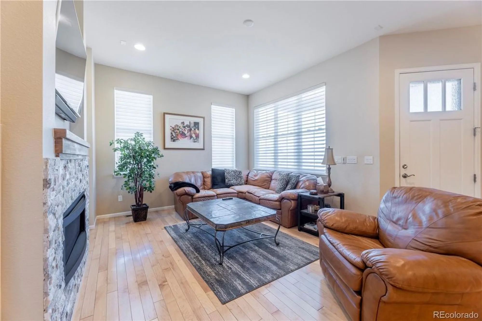 Property Slideshow image 6 of 40 | 3695 new haven cir, Castle Rock, CO, 80109