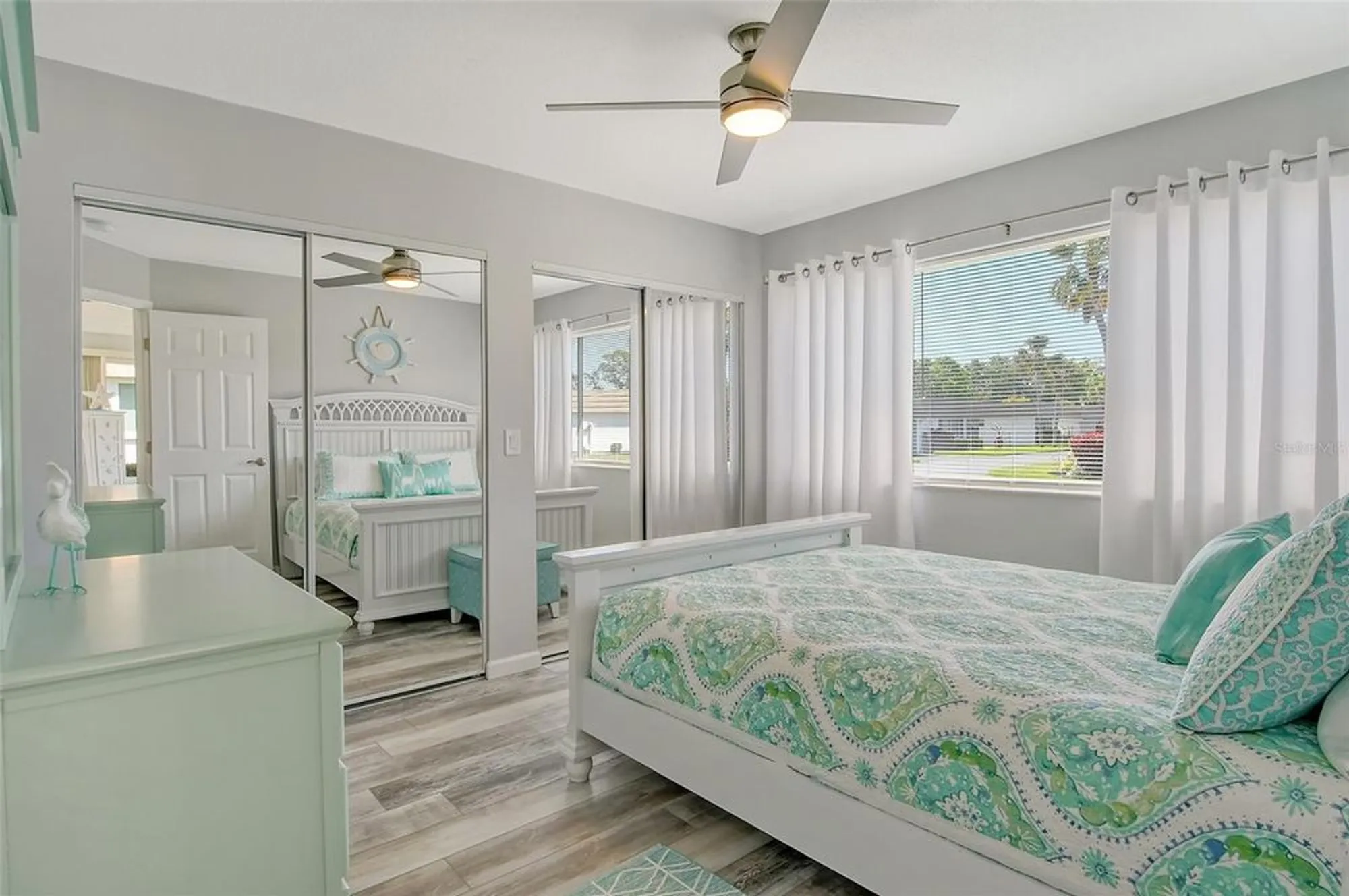 Property Slideshow image 24 of 47 | 2752 riverbluff pl # 66, Sarasota, FL, 34231