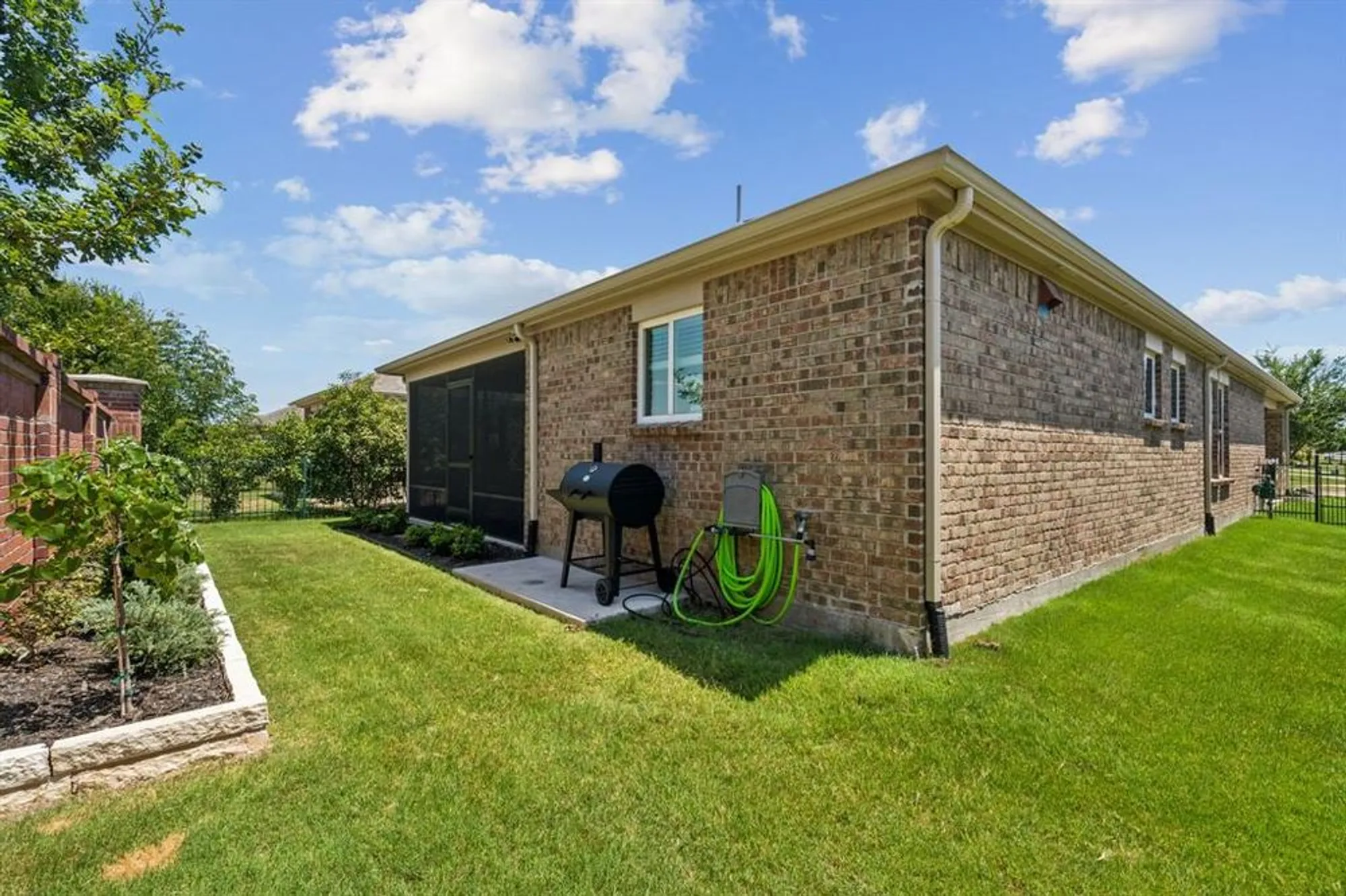 Property Slideshow image 22 of 23 | 1884 marsh point dr, Frisco, TX, 75036