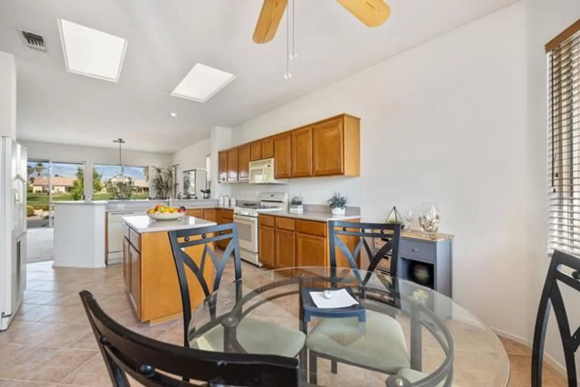 Property Slideshow image 21 of 51 | 38995 brandywine ave, Palm Desert, CA, 92211