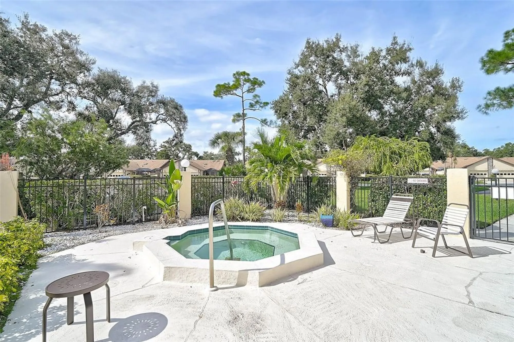 Property Slideshow image 30 of 31 | 5633 avista dr, Sarasota, FL, 34243