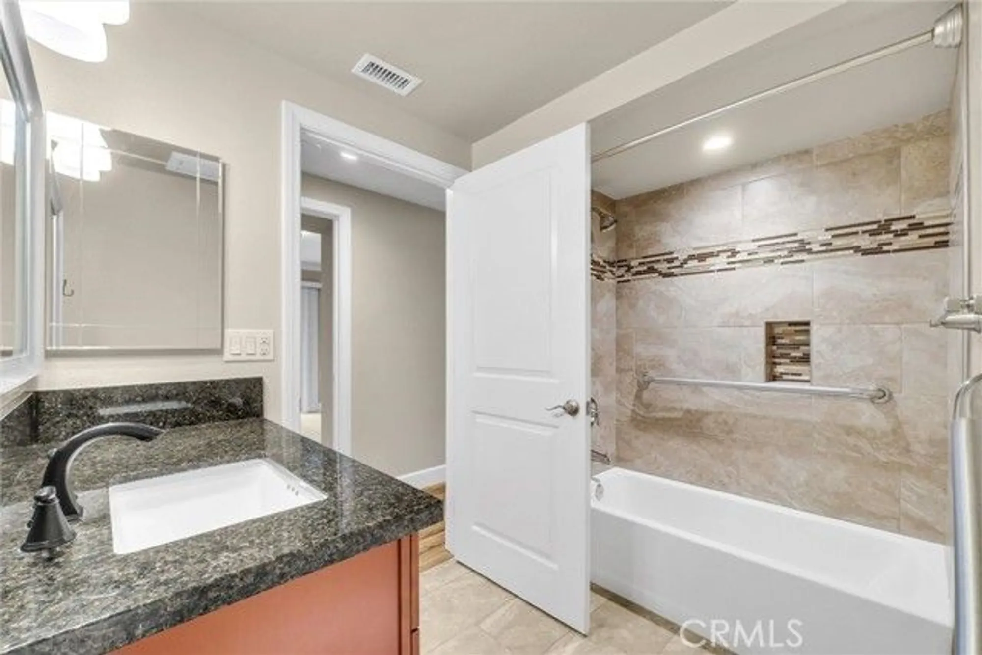 Property Slideshow image 17 of 28 | 2260 via puerta c, Laguna Woods, CA, 92637