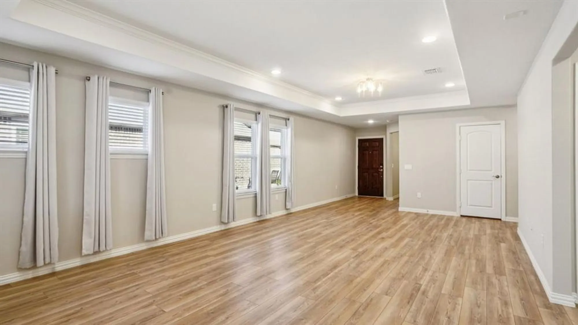 Property Slideshow image 6 of 40 | 9301 riverlight rd, Mckinney, TX, 75071