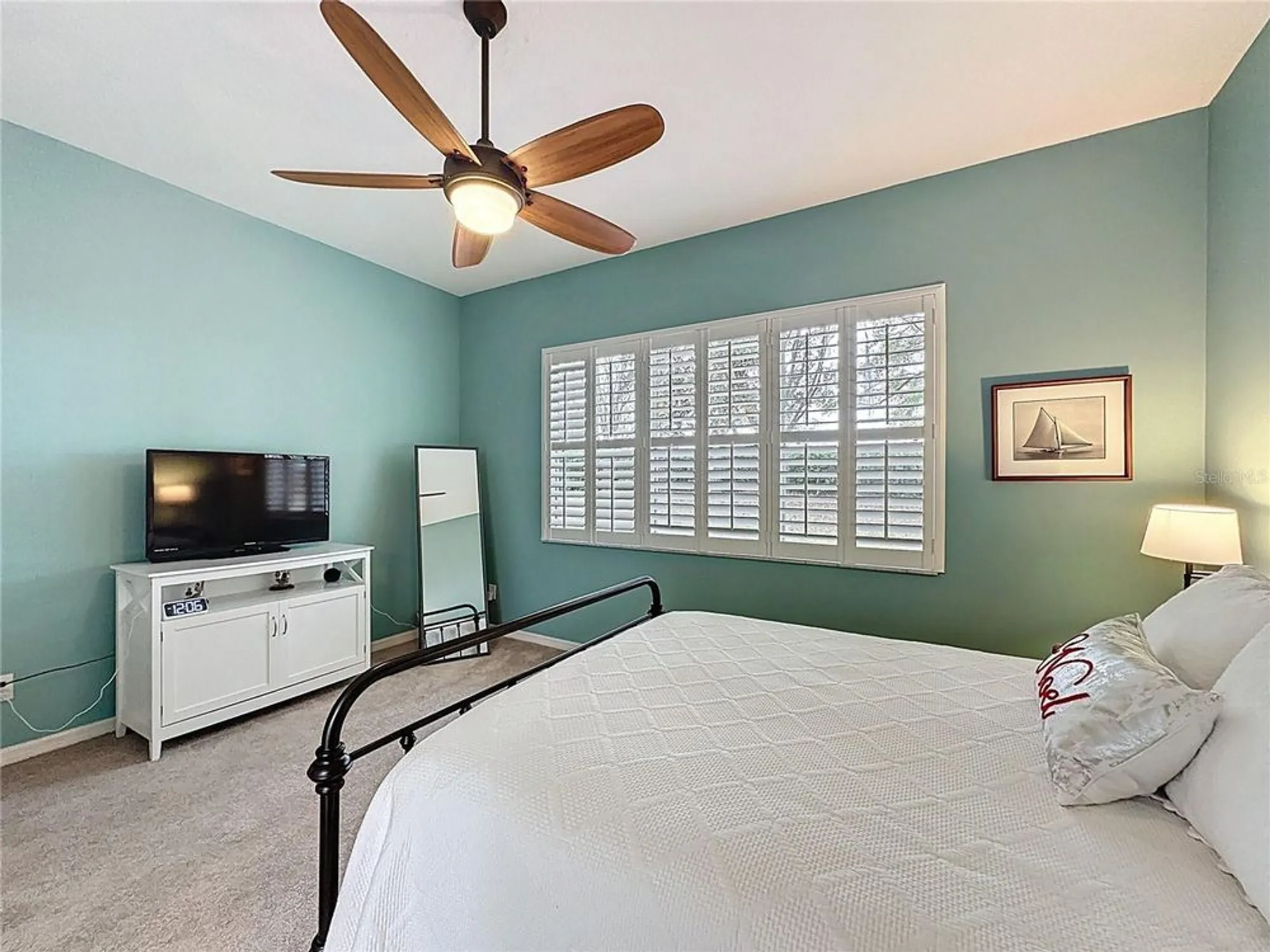 Property Slideshow image 39 of 78 | 135 crepe myrtle dr, Groveland, FL, 34736