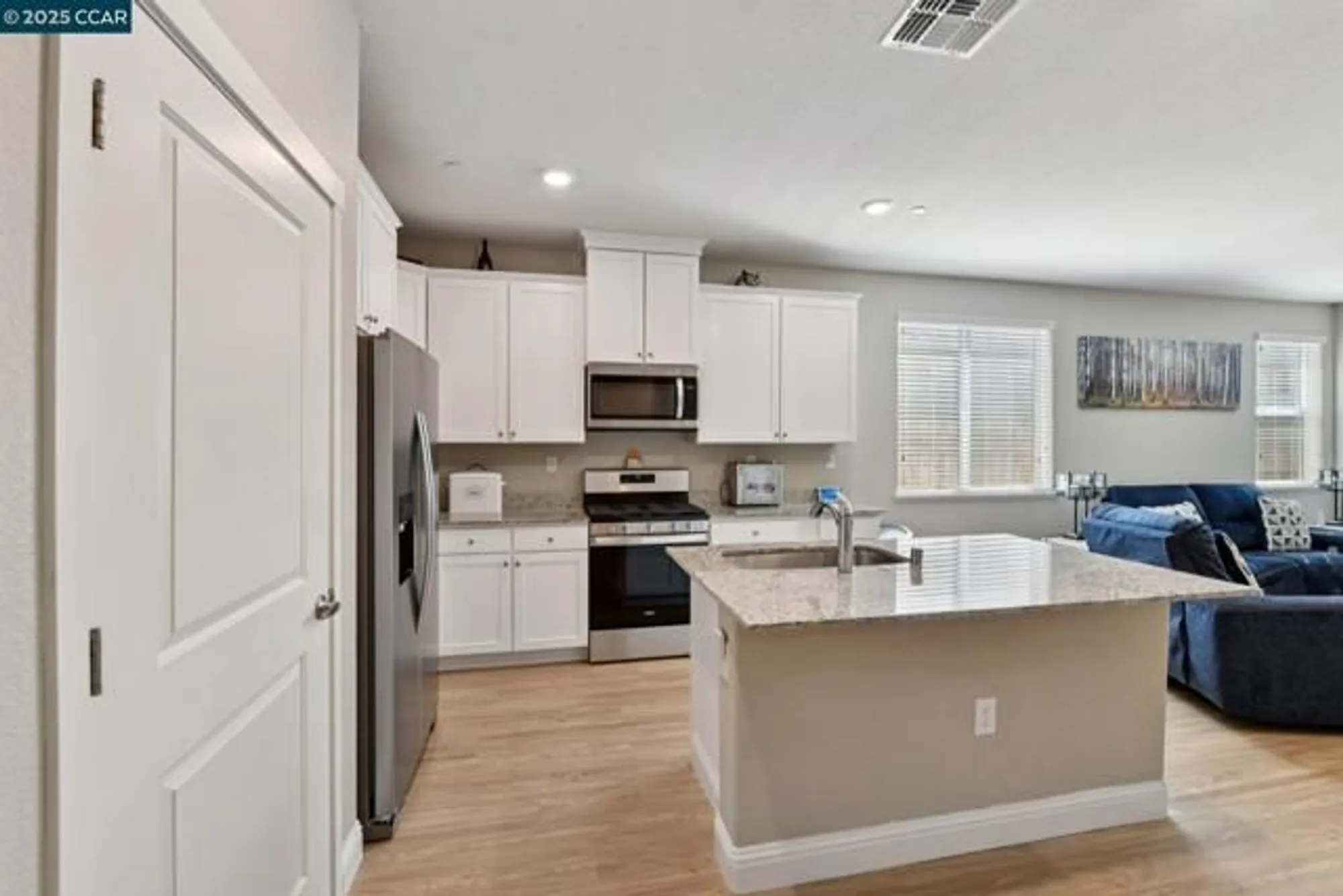 Property Slideshow image 10 of 51 | 2071 lavender pl, Rio Vista, CA, 94571