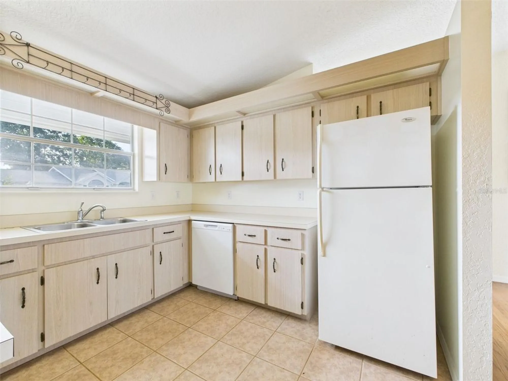 Property Slideshow image 7 of 21 | 8350 sw 108th loop, Ocala, FL, 34481