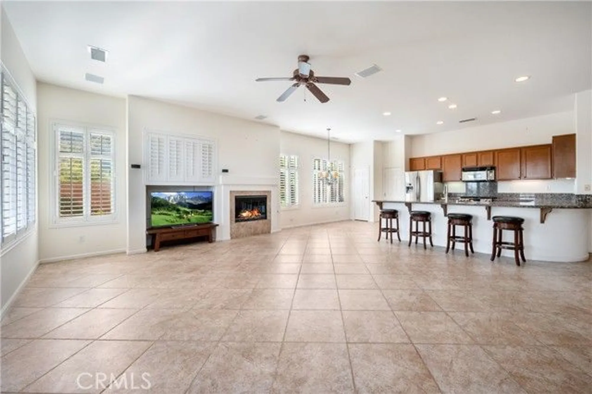 Property Slideshow image 14 of 43 | 9047 reserve dr, Corona, CA, 92883