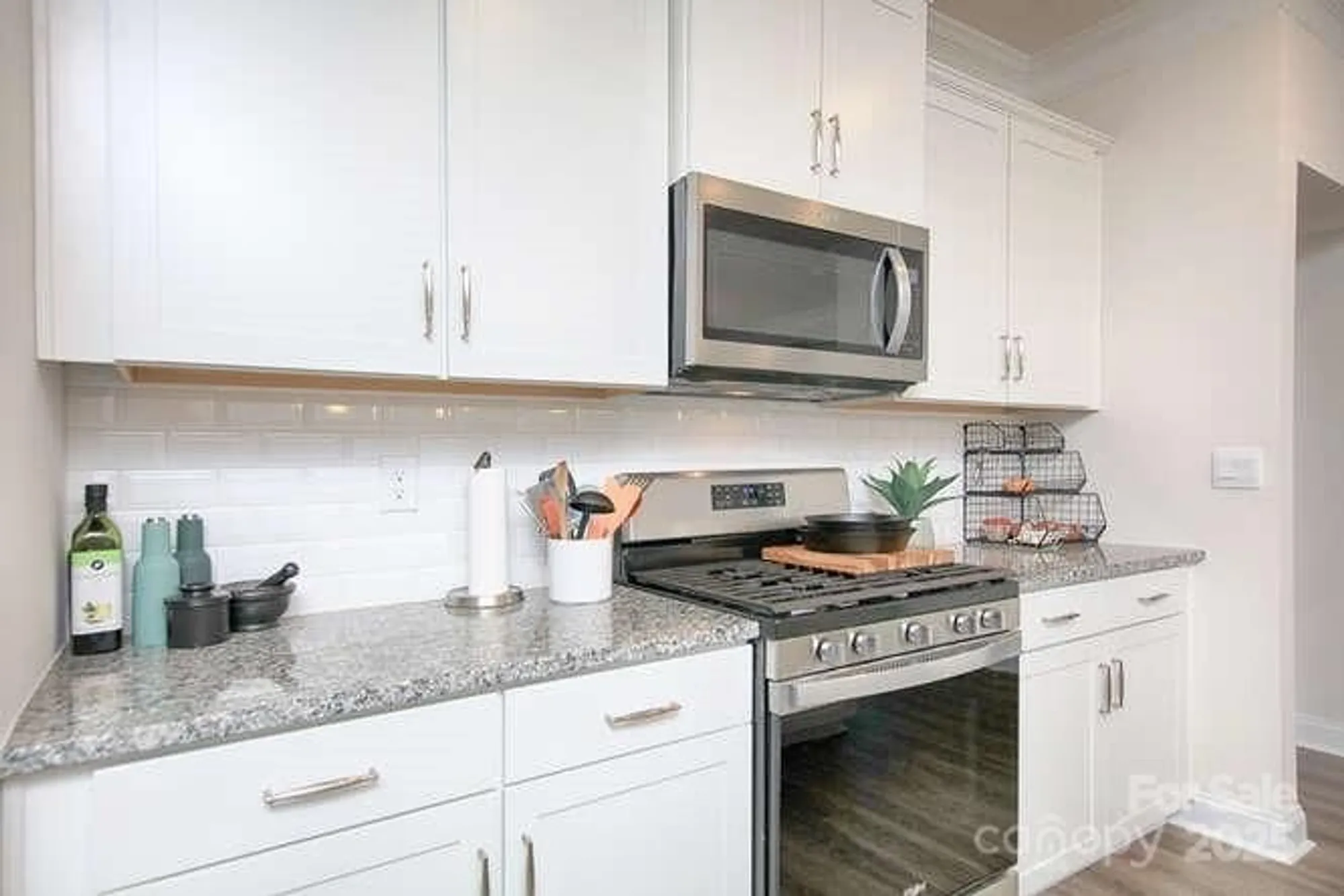 Property Slideshow image 7 of 47 | 4245 millstream rd, Denver, NC, 28037