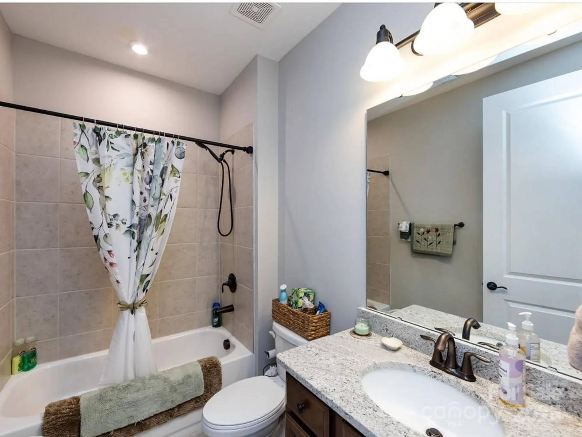 Property Slideshow image 23 of 28 | 7337 overjoyed crossing, Charlotte, NC, 28215