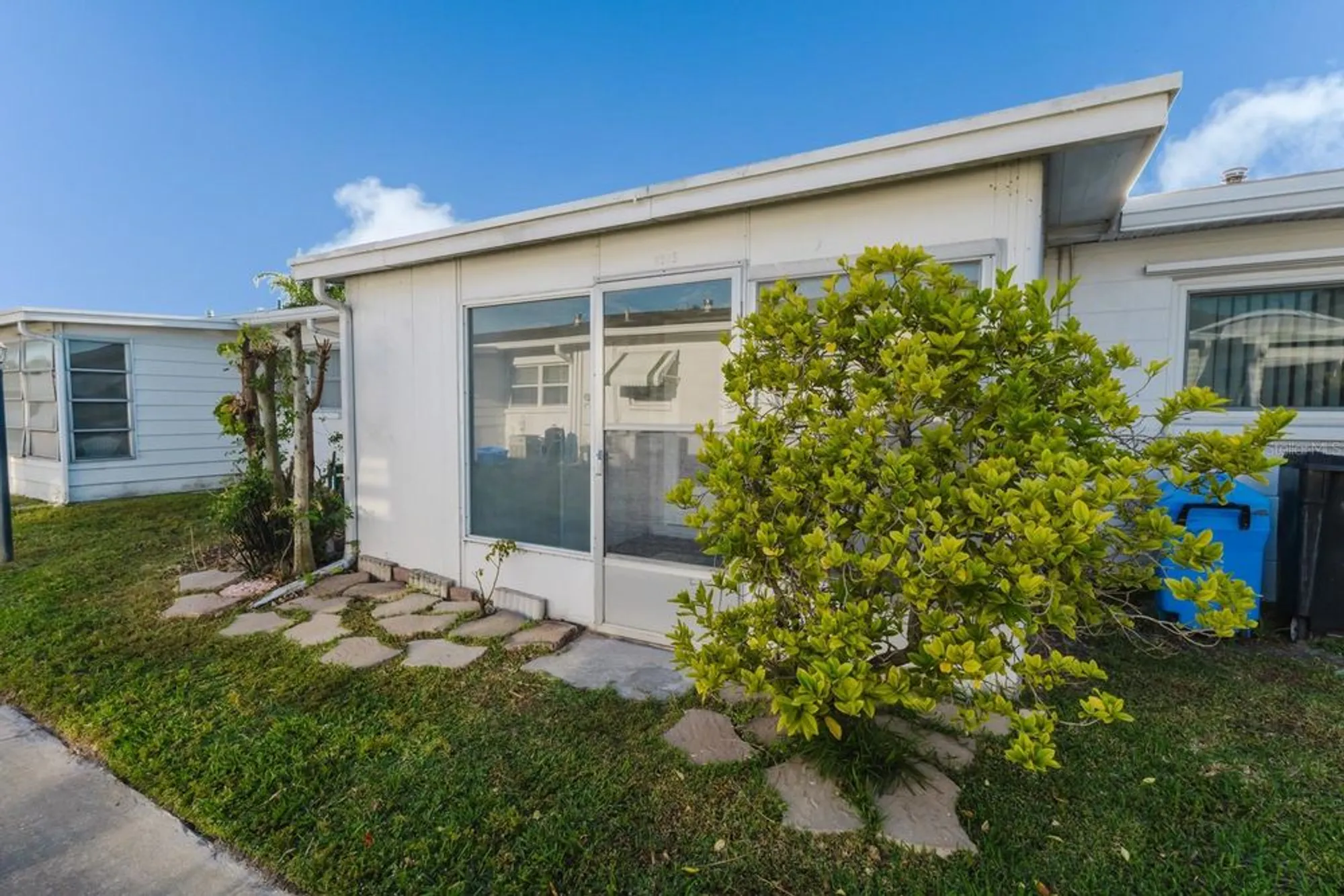 Property Slideshow image 36 of 54 | 9905 dahlia st n # 27, Pinellas Park, FL, 33782