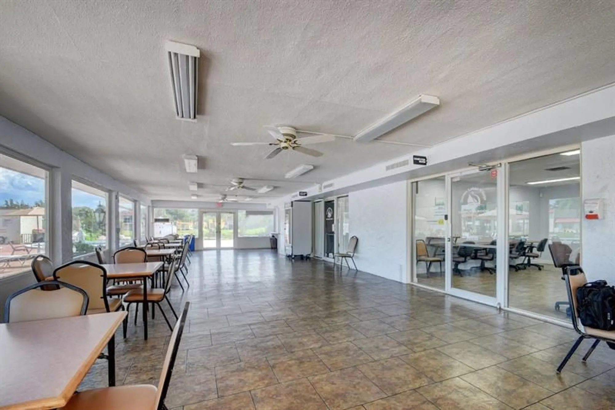 Property Slideshow image 46 of 67 | 100 lake meryl dr 201, West Palm Beach, FL, 33411