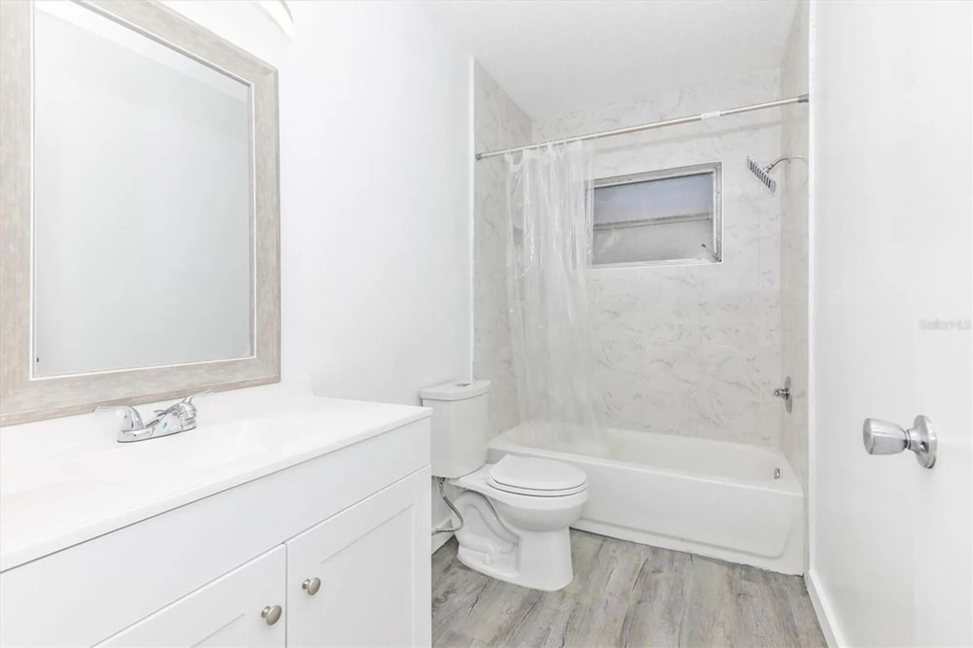 Property Slideshow image 40 of 74 | 6124 green view dr # 139, Sarasota, FL, 34231