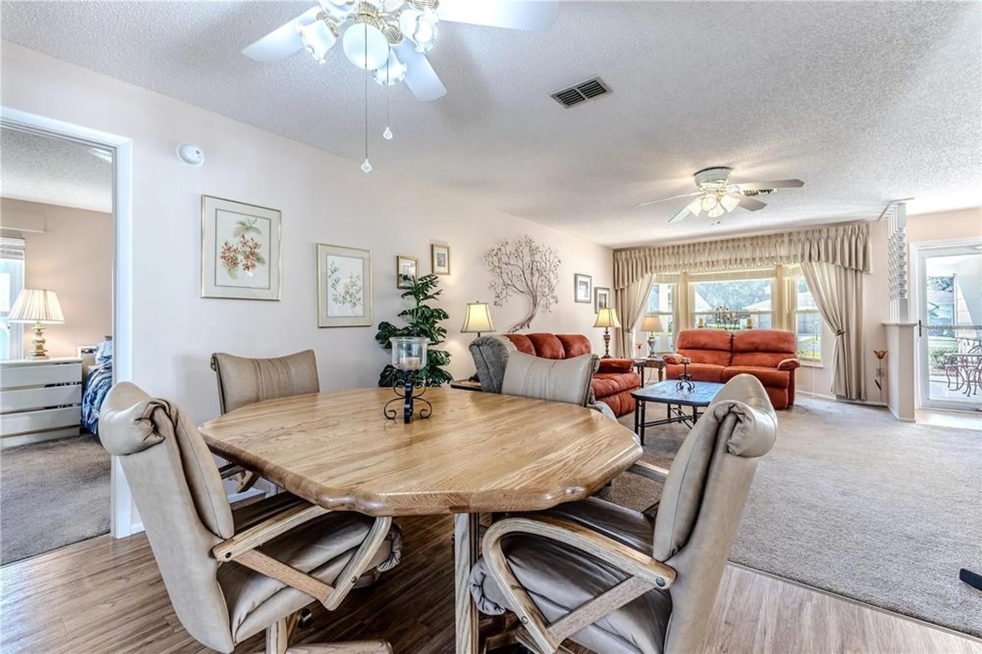 Property Slideshow image 16 of 73 | 6163 spyglass ct, Spring Hill, FL, 34606