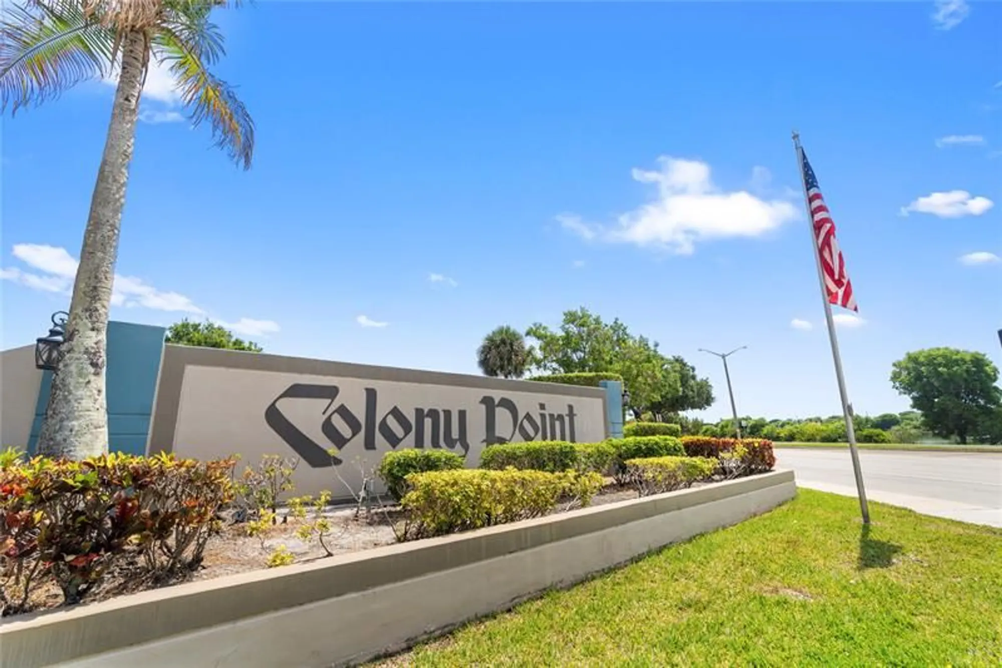 Property Slideshow image 37 of 38 | 900 colony point cir 511, Pembroke Pines, FL, 33026