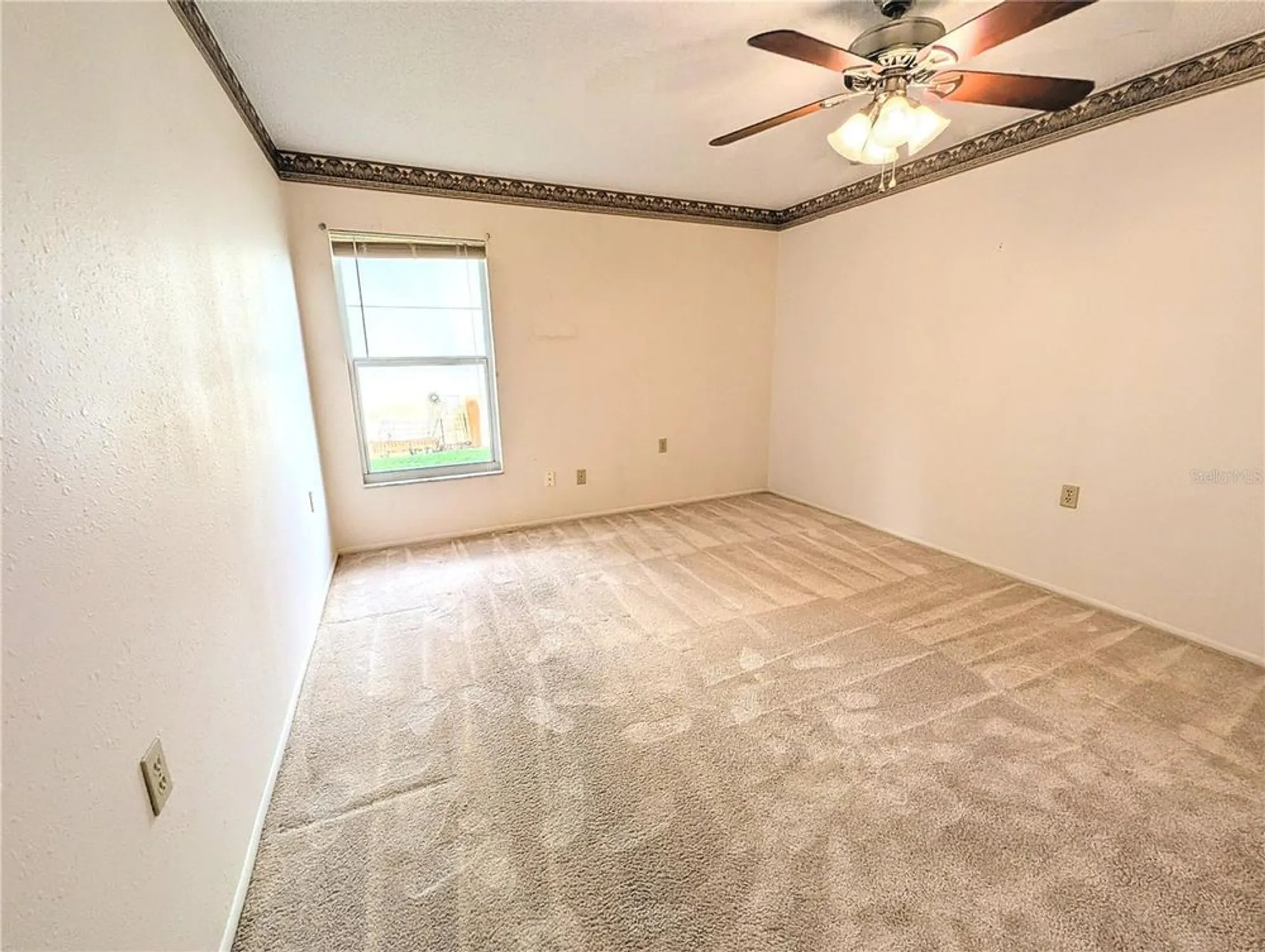 Property Slideshow image 16 of 30 | 8040 pasadena dr, Port Richey, FL, 34668