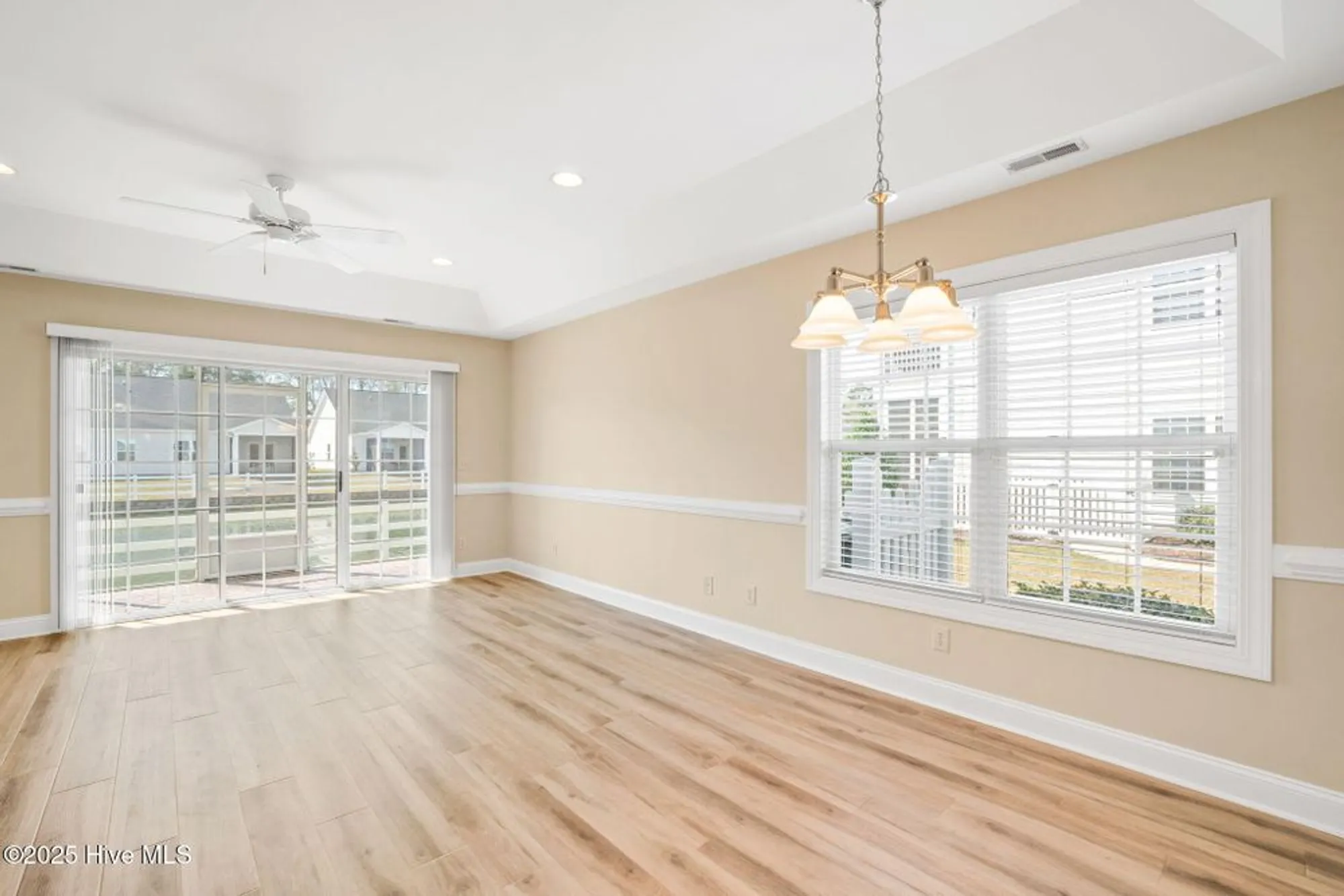 Property Slideshow image 13 of 89 | 8855 radcliff dr 51b, Calabash, NC, 28467