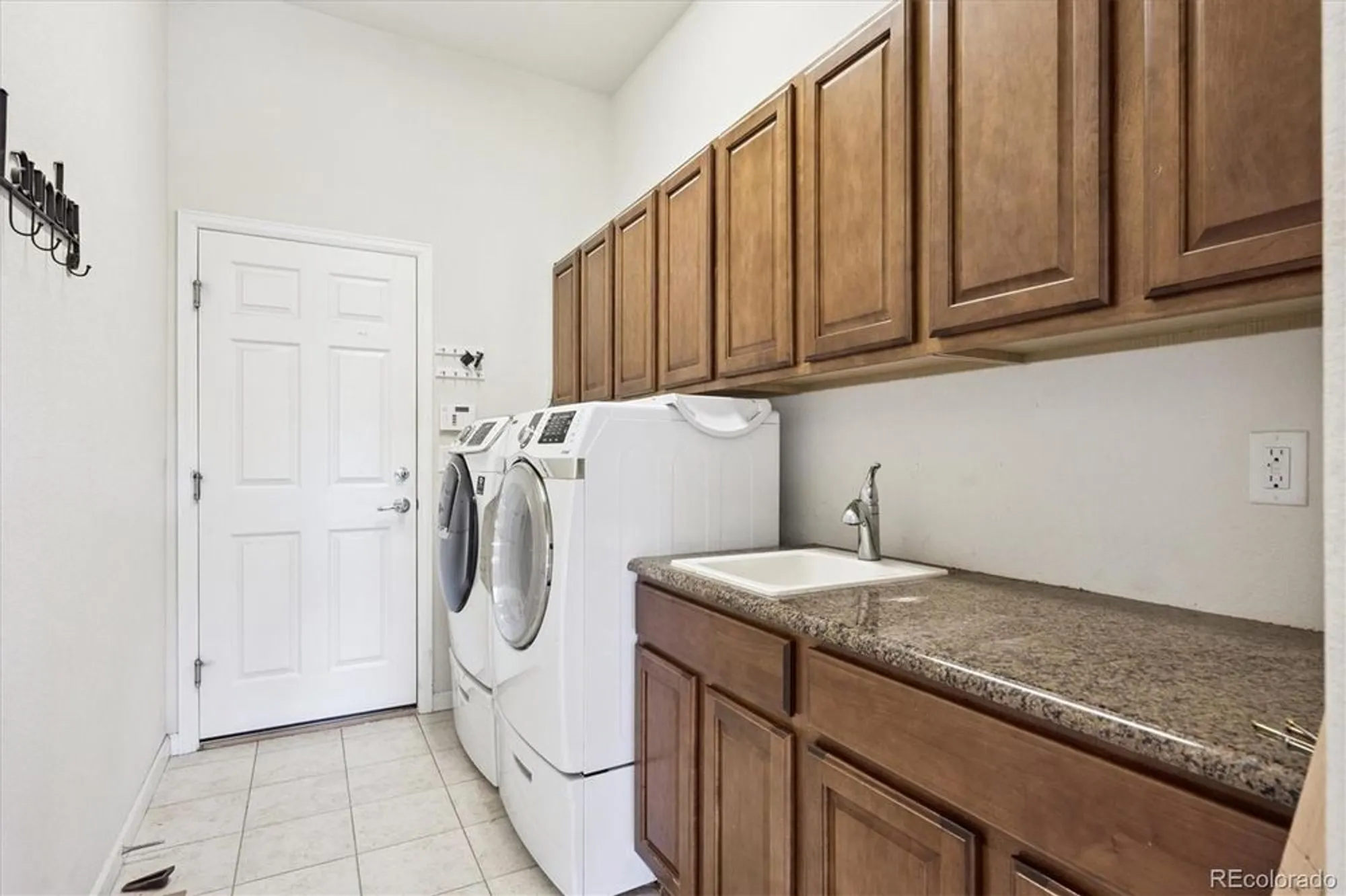 Property Slideshow image 18 of 50 | 4636 belford cir, Broomfield, CO, 80023