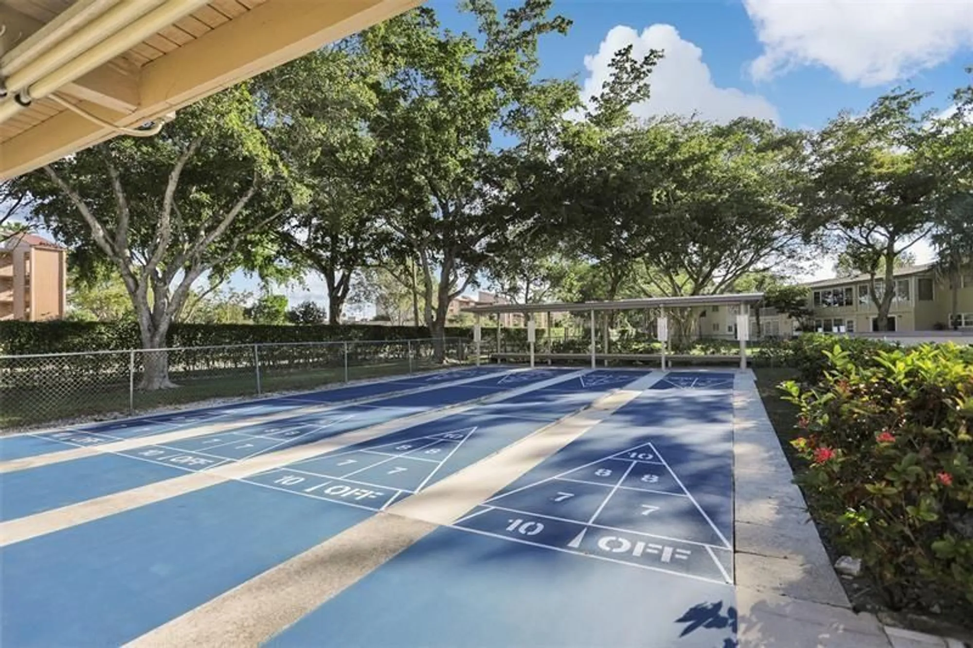 Property Slideshow image 24 of 32 | 7360 nw 1st st apt 205, Margate, FL, 33063