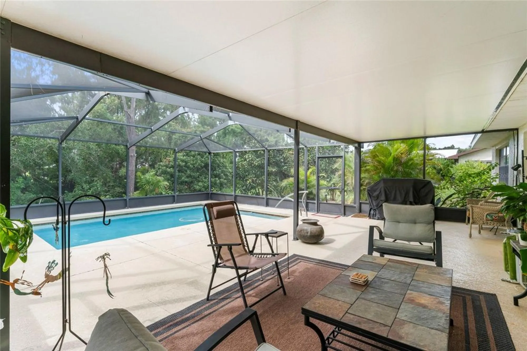 Property Slideshow image 35 of 52 | 1817 new bedford dr, Sun City Center, FL, 33573