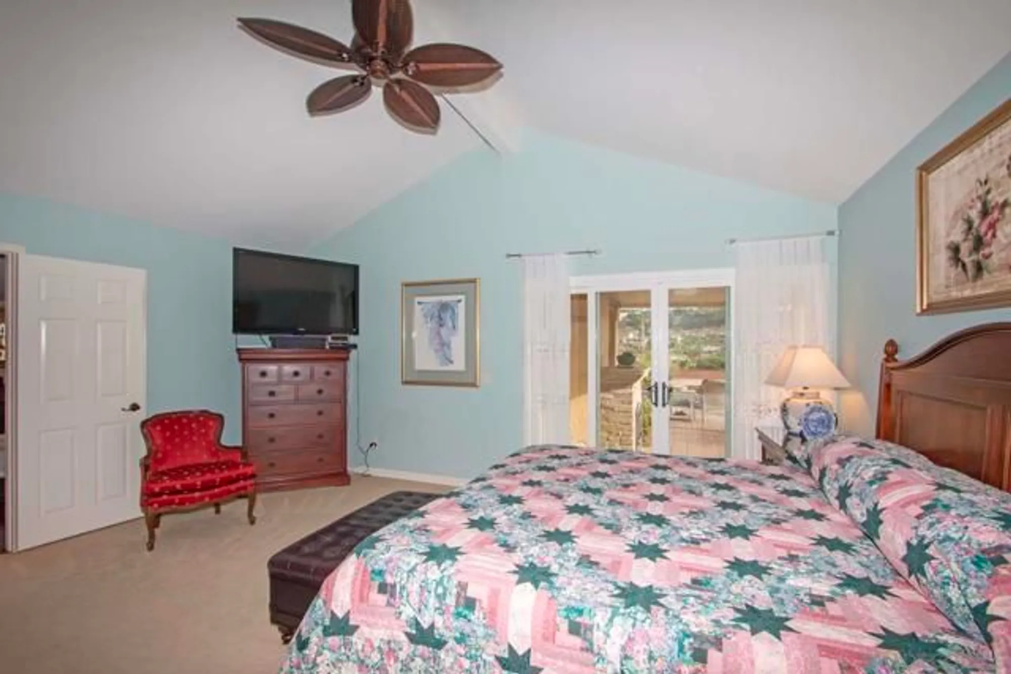 Property Slideshow image 24 of 48 | 17639 caminito hercuba, San Diego, CA, 92128