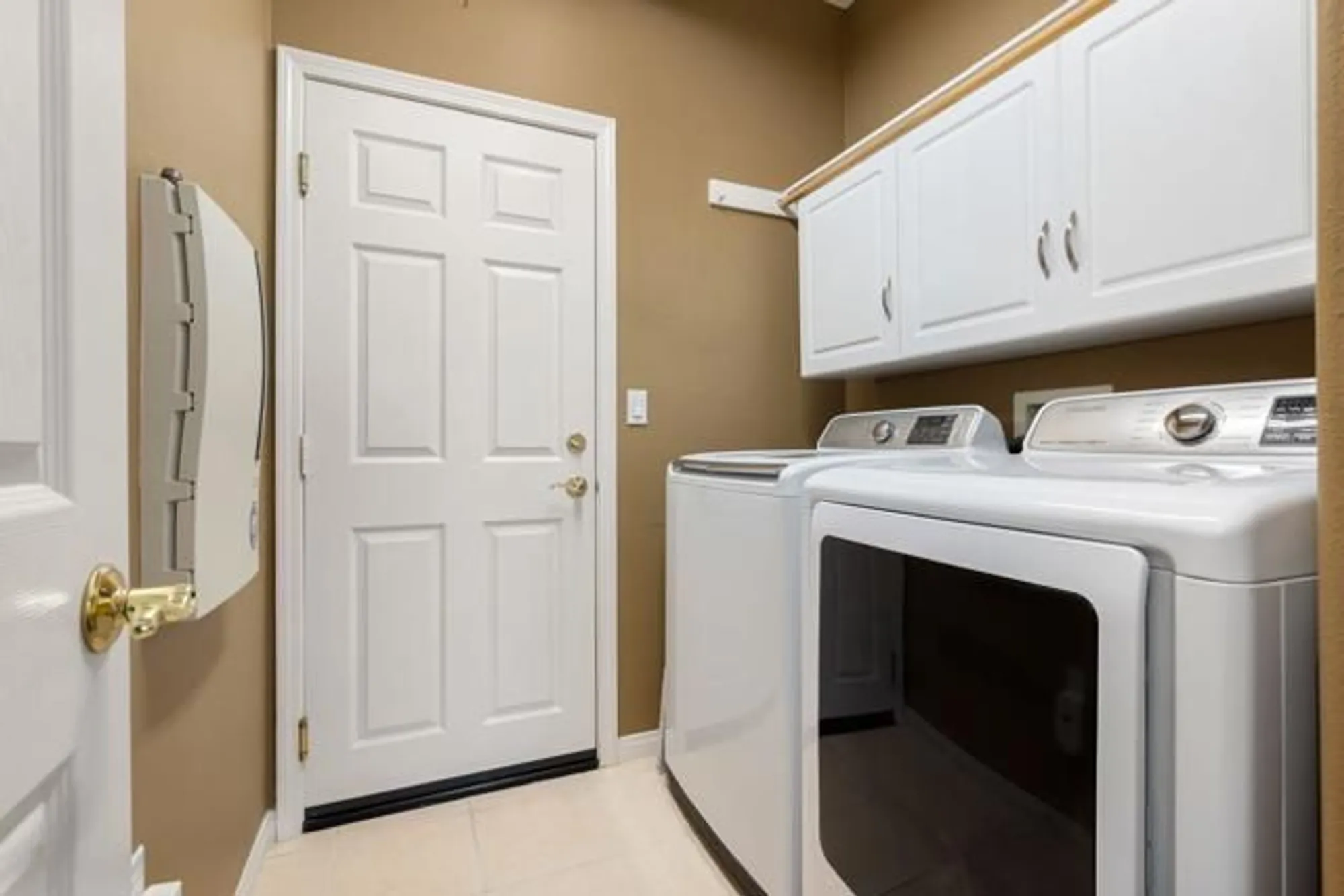 Property Slideshow image 30 of 79 | 81626 prism dr, La Quinta, CA, 92253