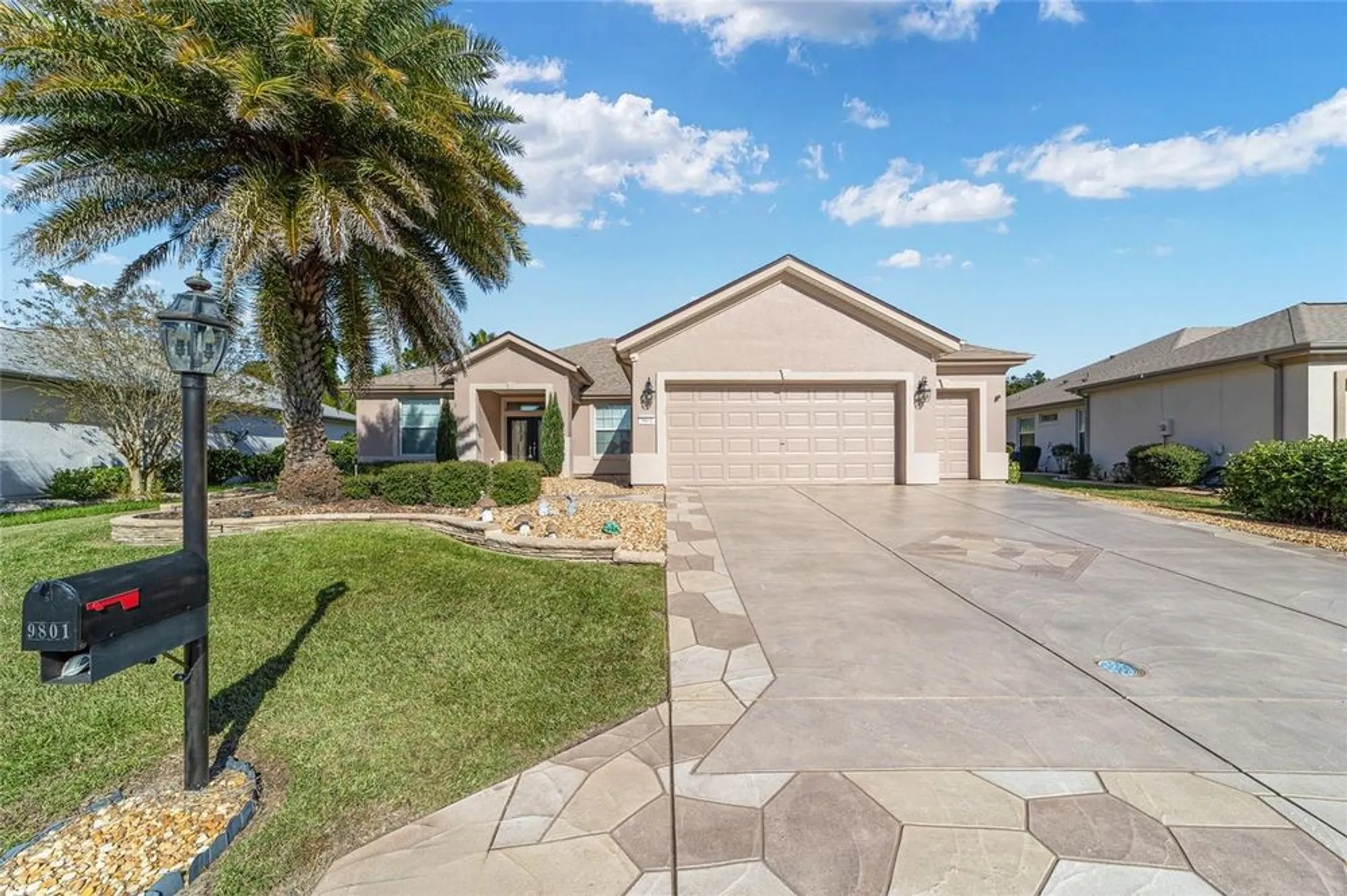 Property Slideshow image 5 of 54 | 9801 se 125th ln, Summerfield, FL, 34491