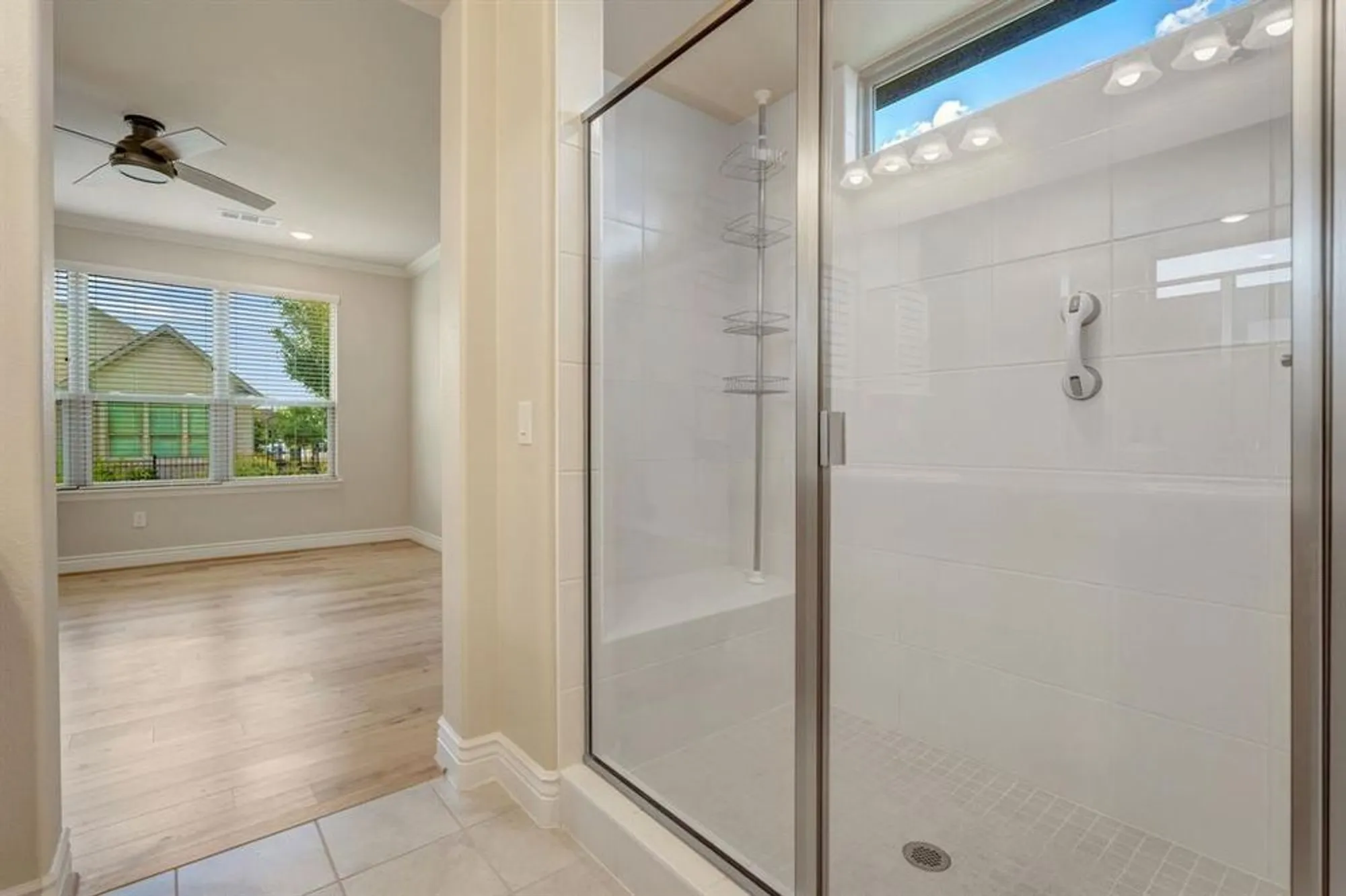 Property Slideshow image 20 of 32 | 9625 heartwood dr, Denton, TX, 76207