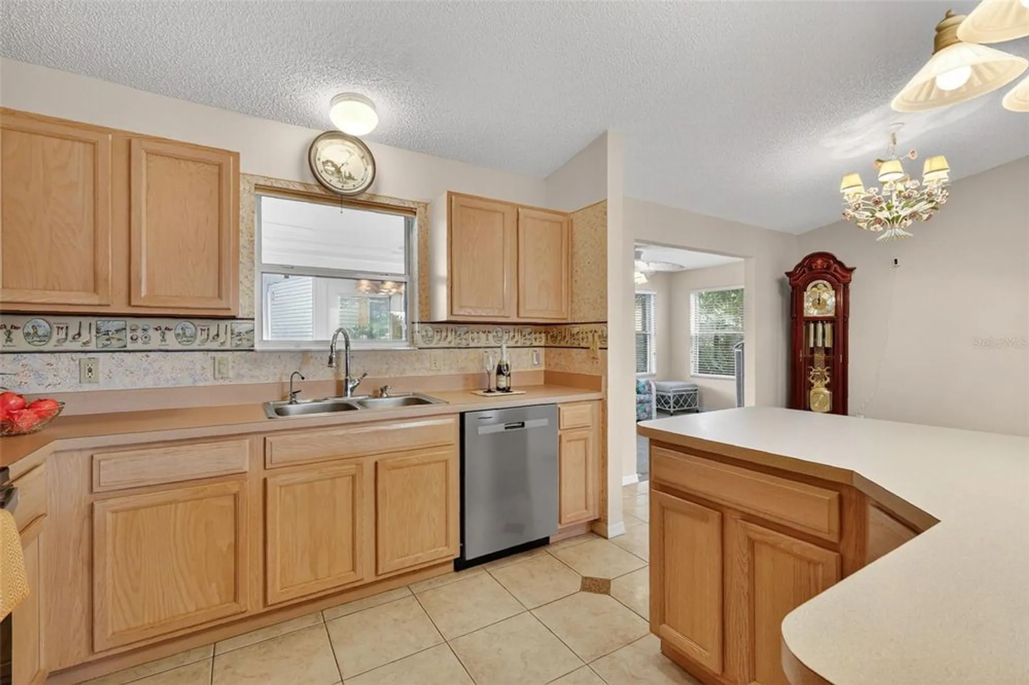 Property Slideshow image 13 of 32 | 1201 de la fuente ct, The Villages, FL, 32162