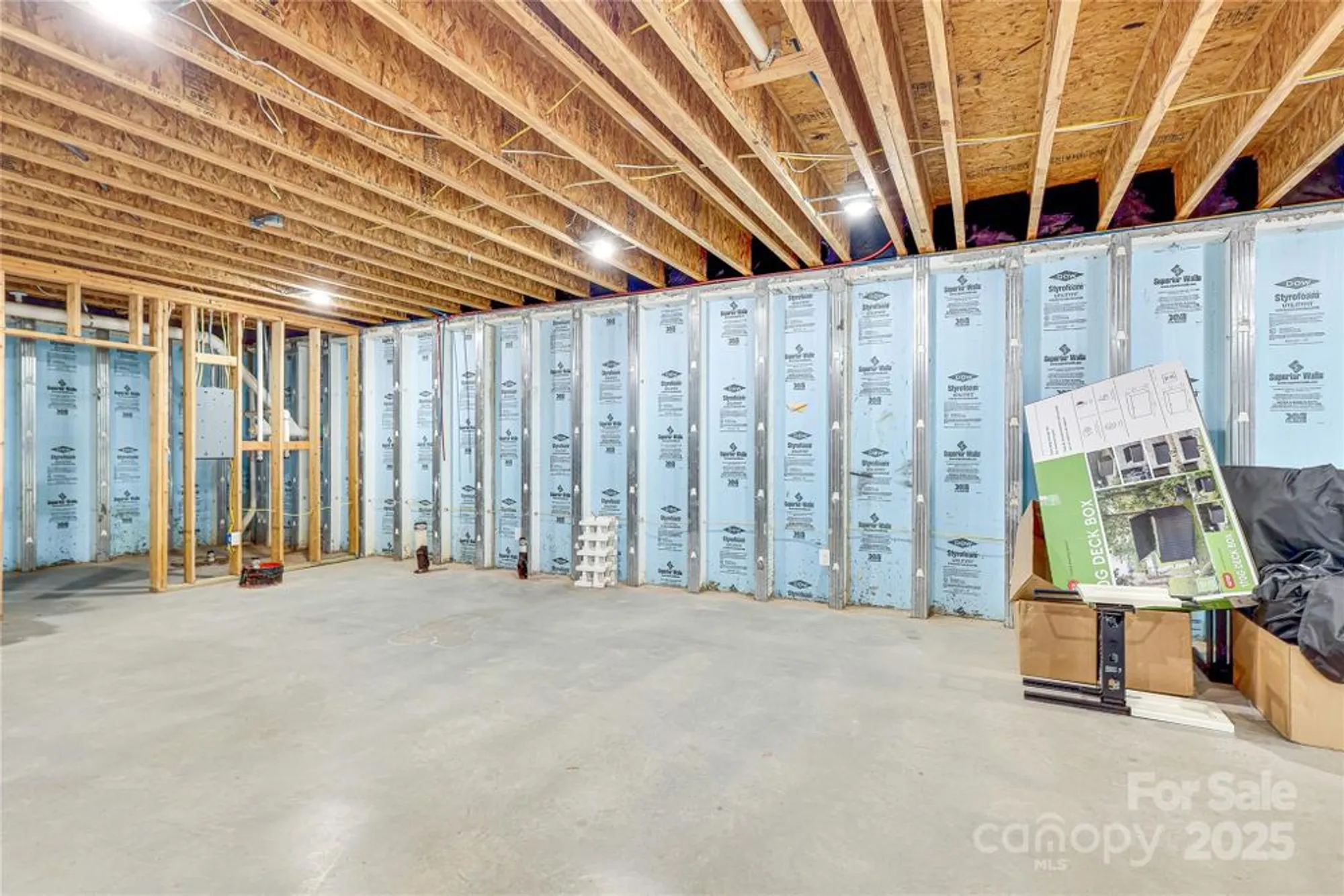 Property Slideshow image 34 of 46 | 5015 el molino dr, Charlotte, NC, 28214