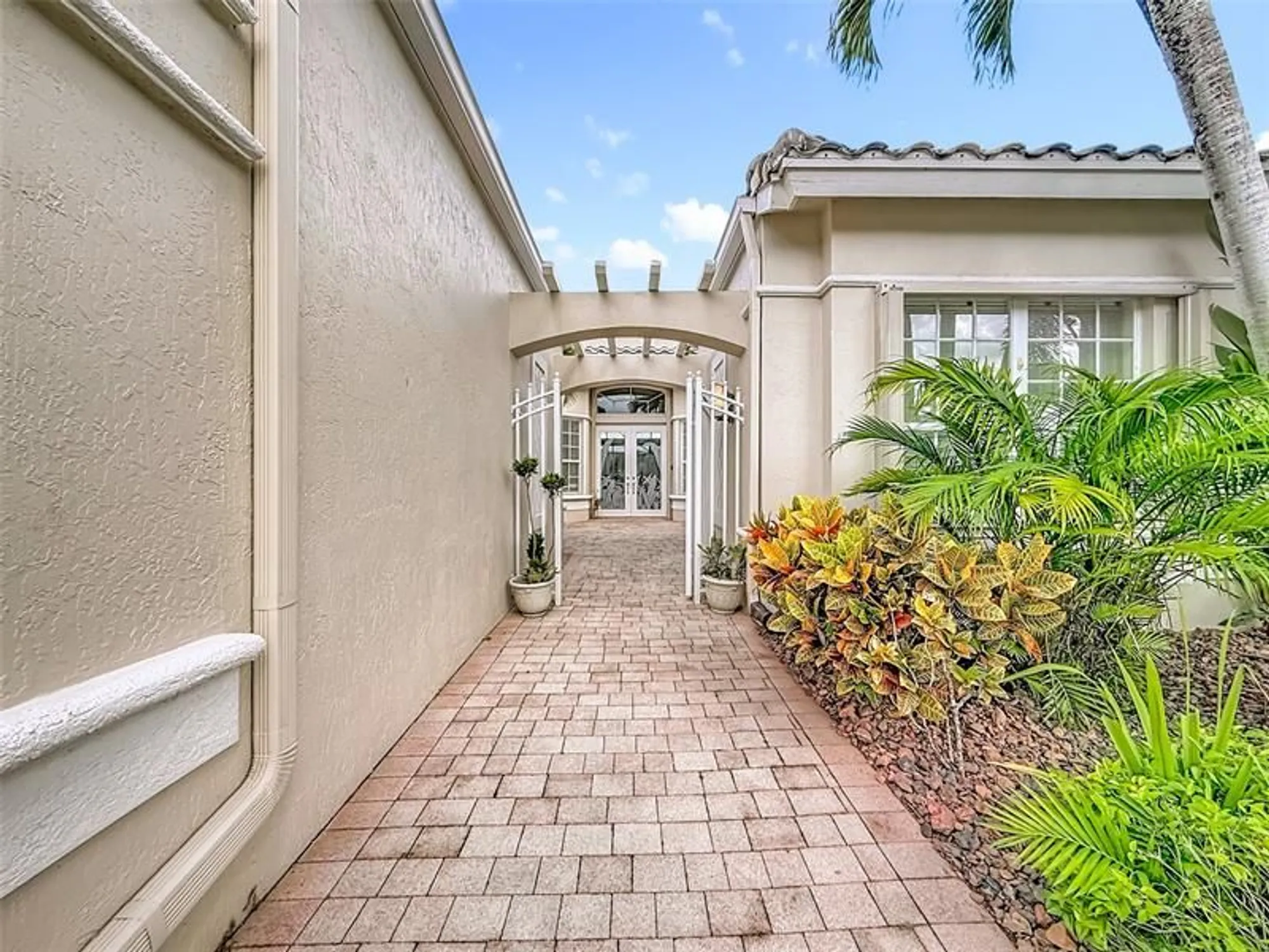 Property Slideshow image 6 of 60 | 9499 caserta st, Lake Worth, FL, 33467