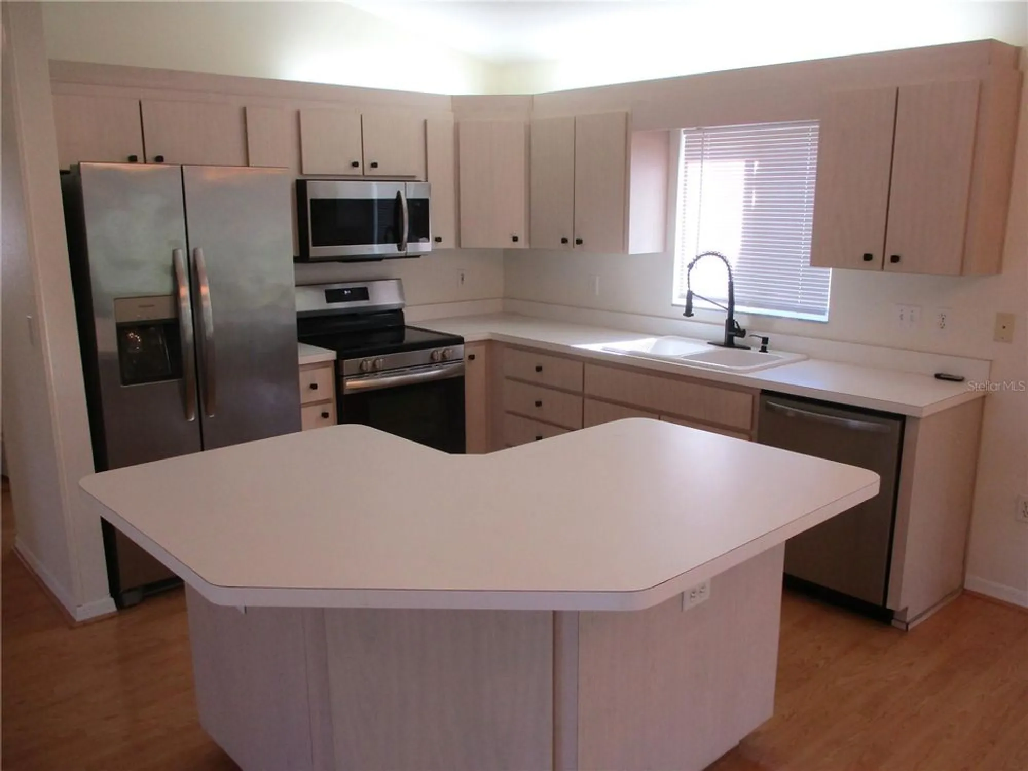 Property Slideshow image 8 of 77 | 11518 sw 136th pl, Dunnellon, FL, 34432