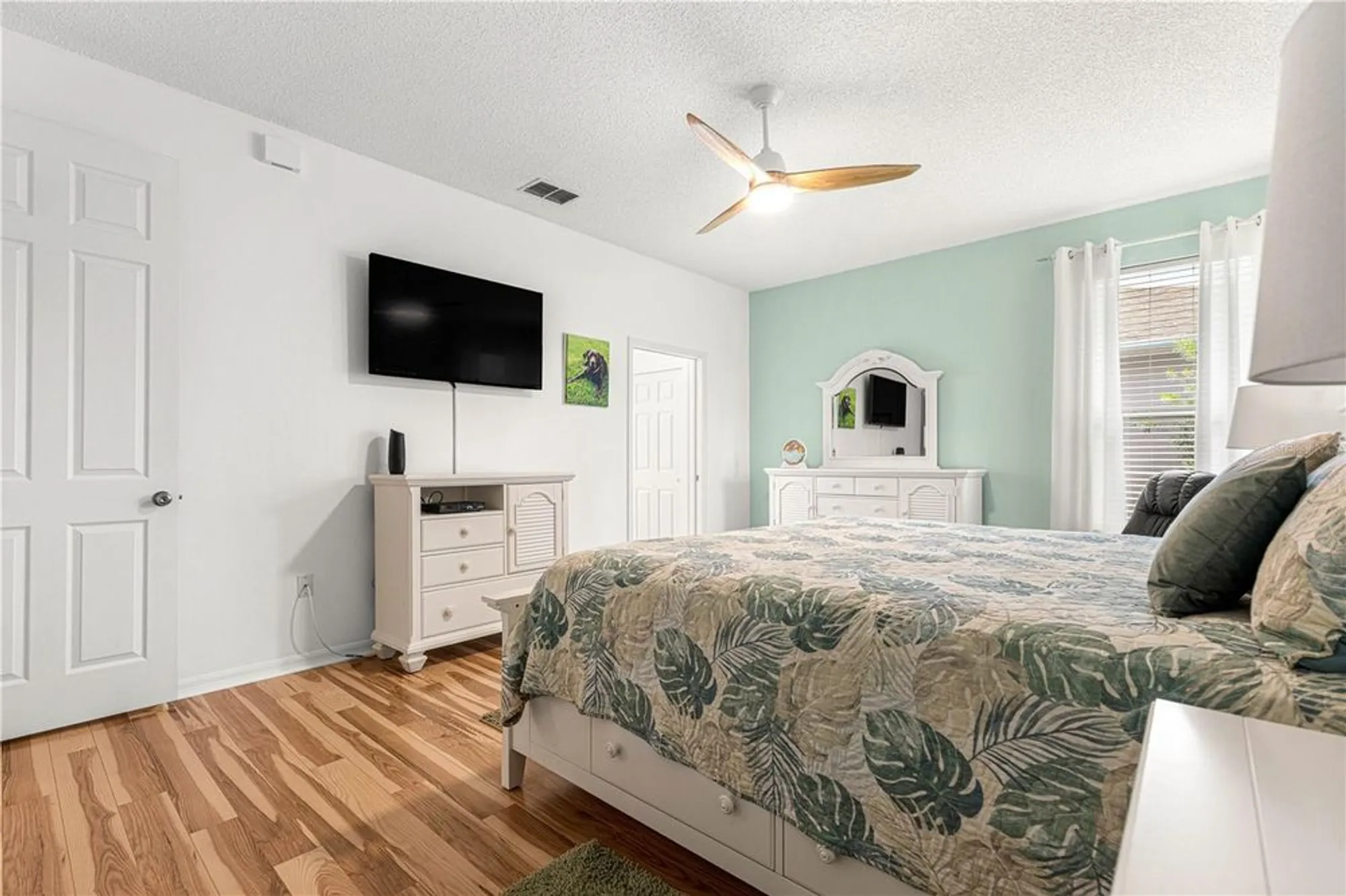 Property Slideshow image 35 of 53 | 32752 timberwood dr, Leesburg, FL, 34748