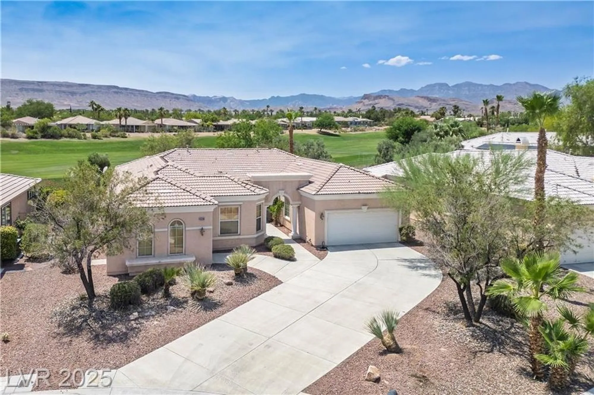 Property Slideshow image 1 of 79 | 10248 andante ct, Las Vegas, NV, 89135