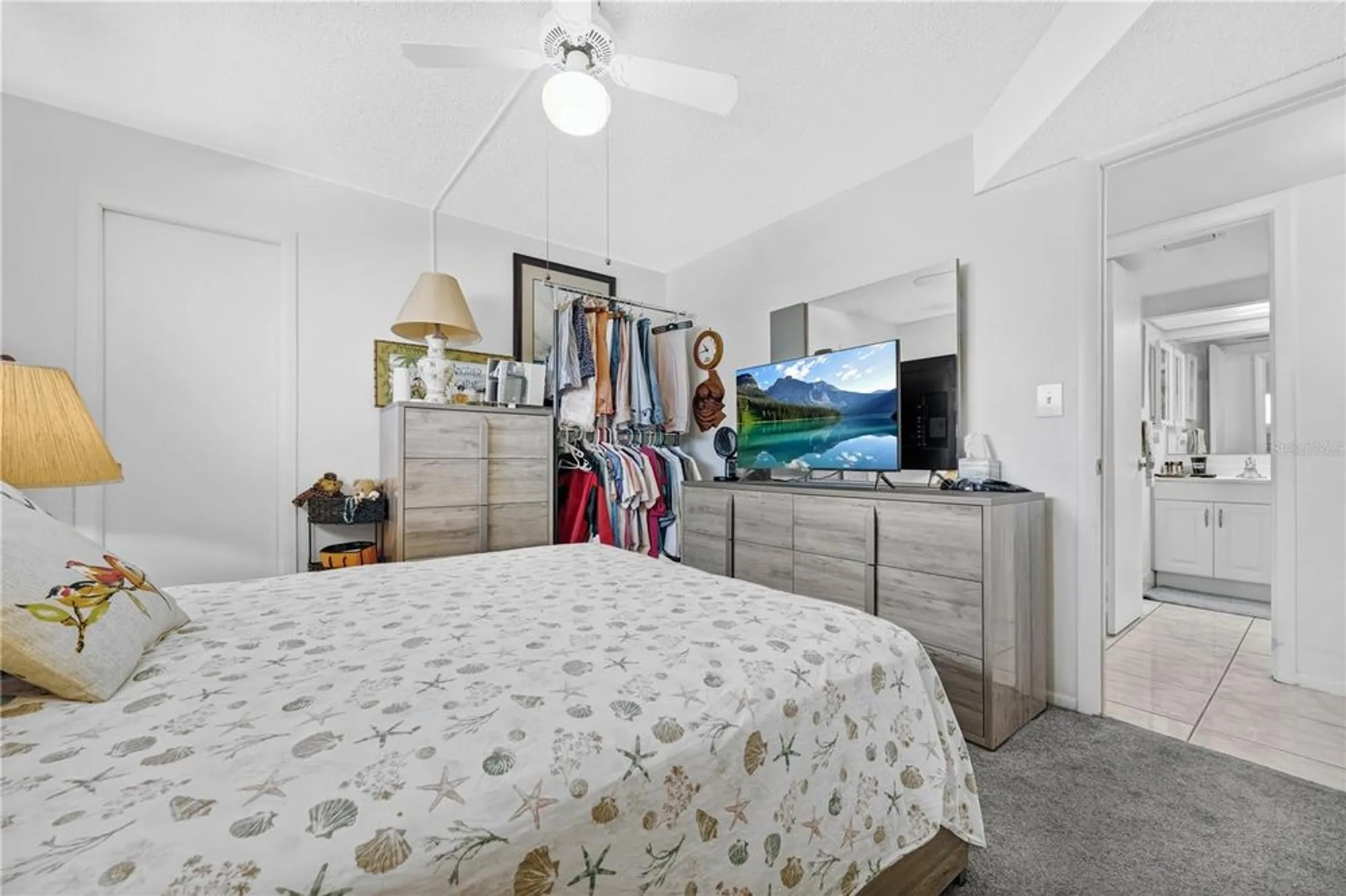 Property Slideshow image 27 of 47 | 4525 cove cir apt 1002, St Petersburg, FL, 33708