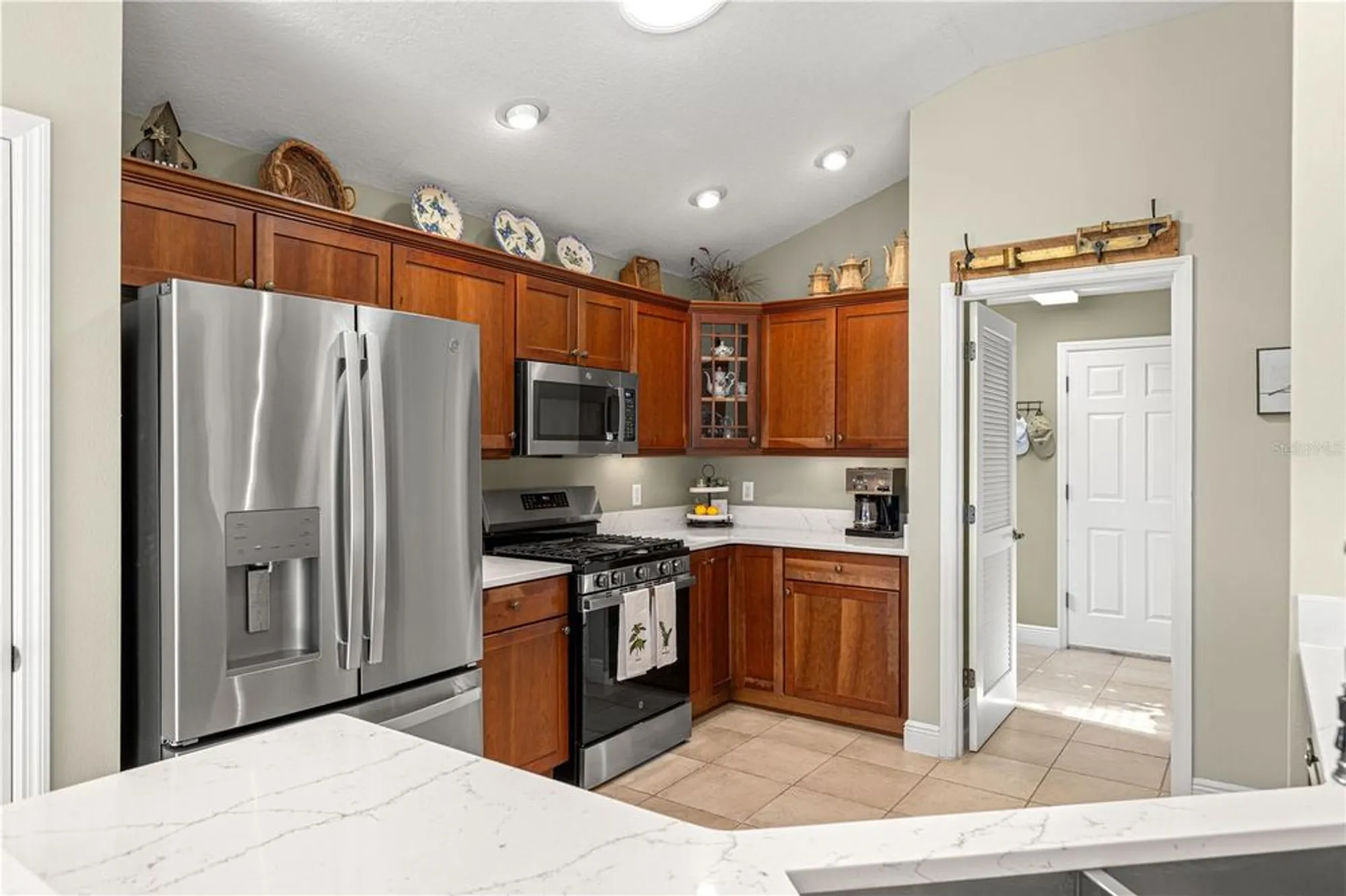 Property Slideshow image 26 of 51 | 949 isle of palms path, The Villages, FL, 32162