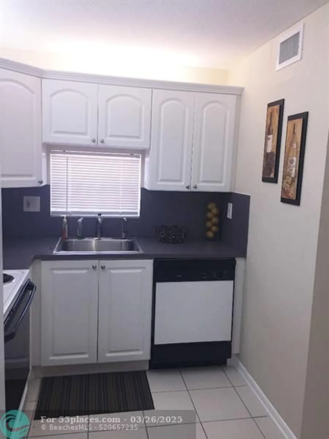 Property Slideshow image 4 of 49 | 9420 s hollybrook lake dr apt 305, Pembroke Pines, FL, 33025