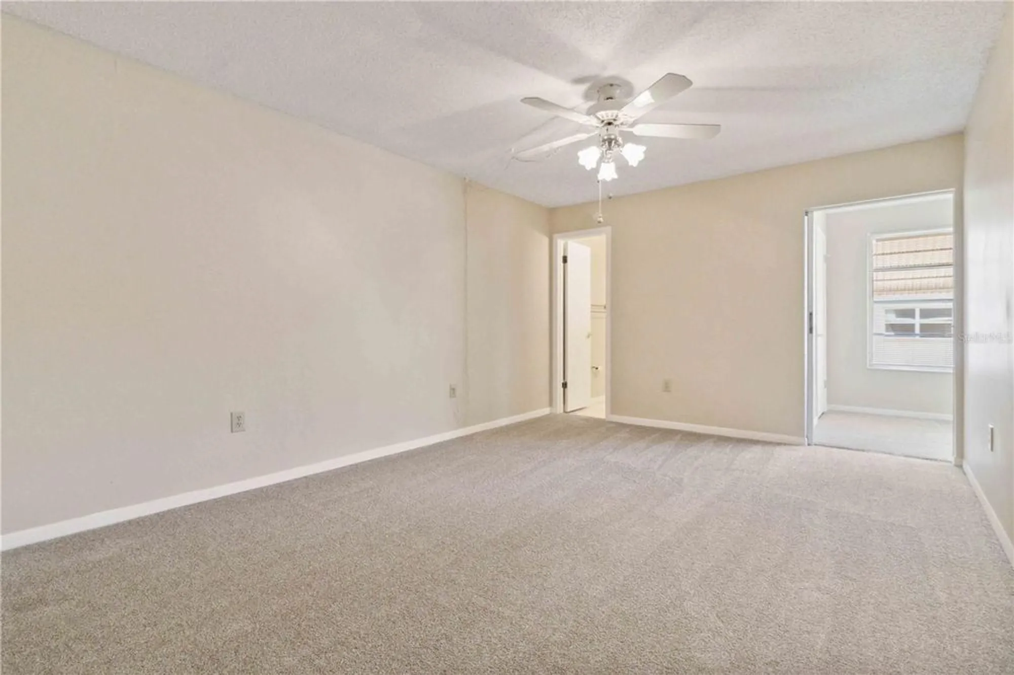 Property Slideshow image 19 of 30 | 5623 80th st n unit 202, St Petersburg, FL, 33709