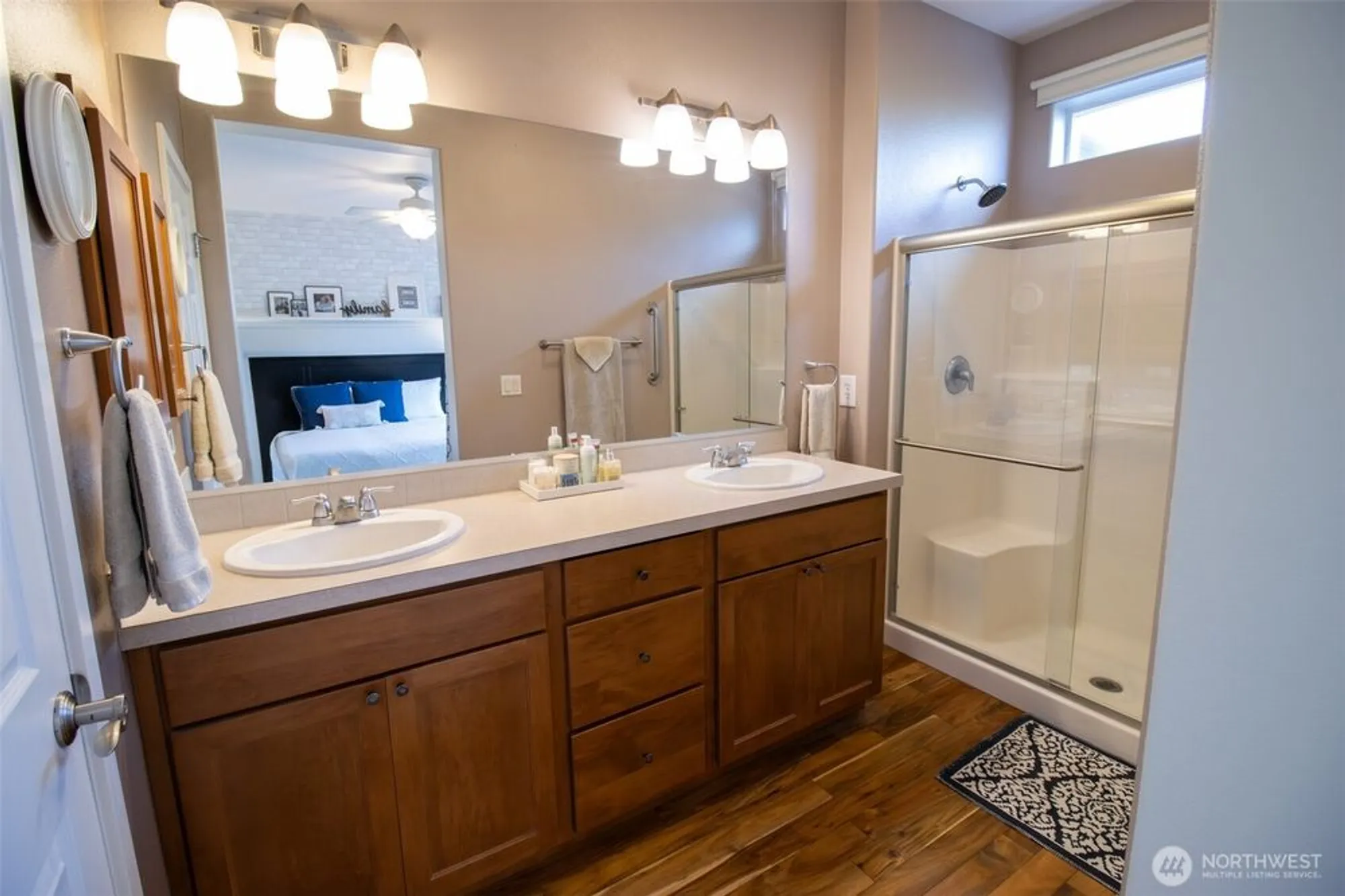 Property Slideshow image 16 of 38 | 4921 spokane ct, Lacey, WA, 98516