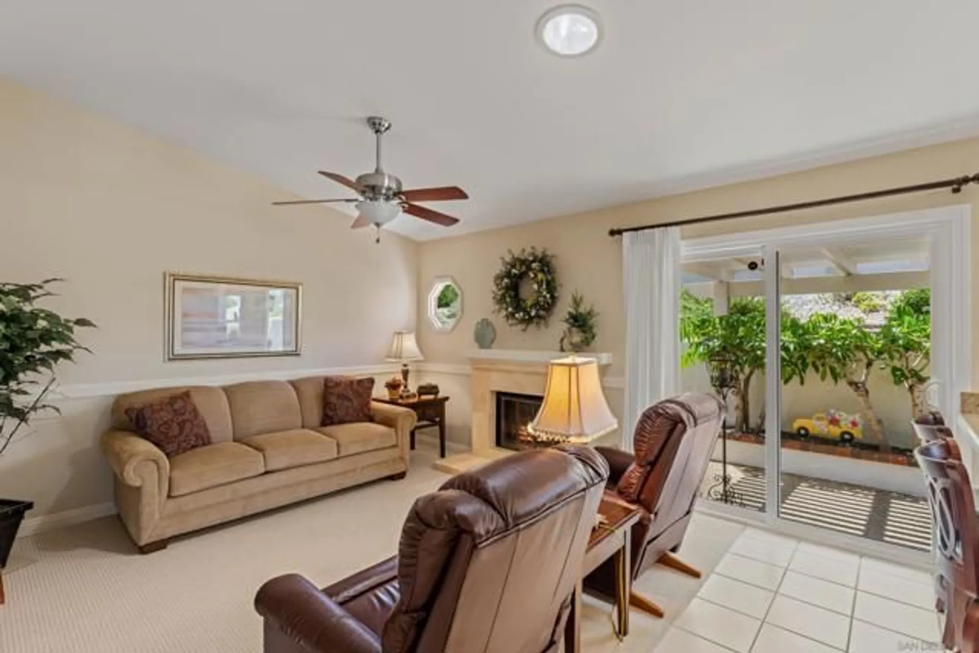 Property Slideshow image 15 of 37 | 18018 calle estepona, San Diego, CA, 92128