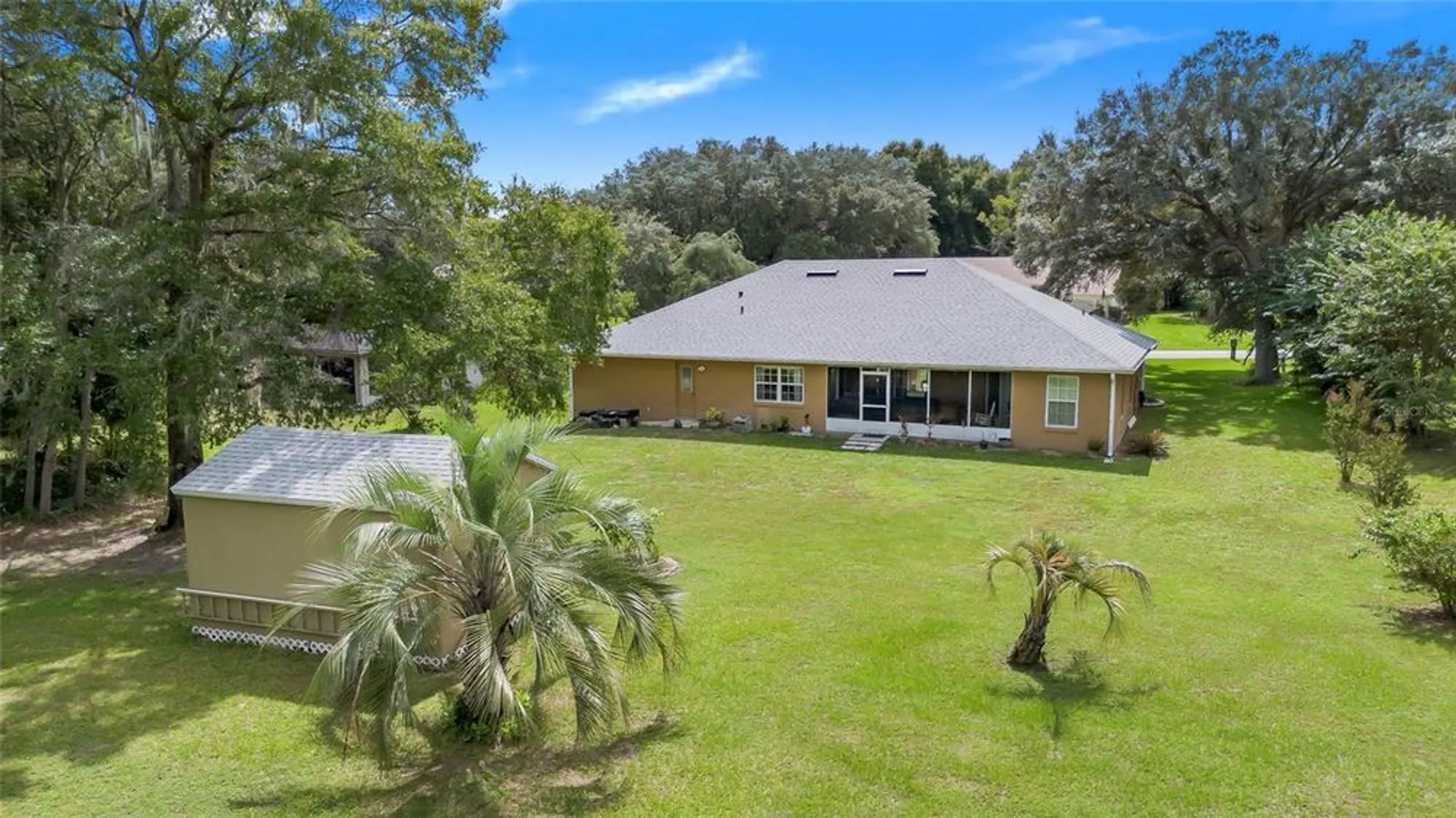 Property Slideshow image 4 of 43 | 10716 sw 53rd cir, Ocala, FL, 34476