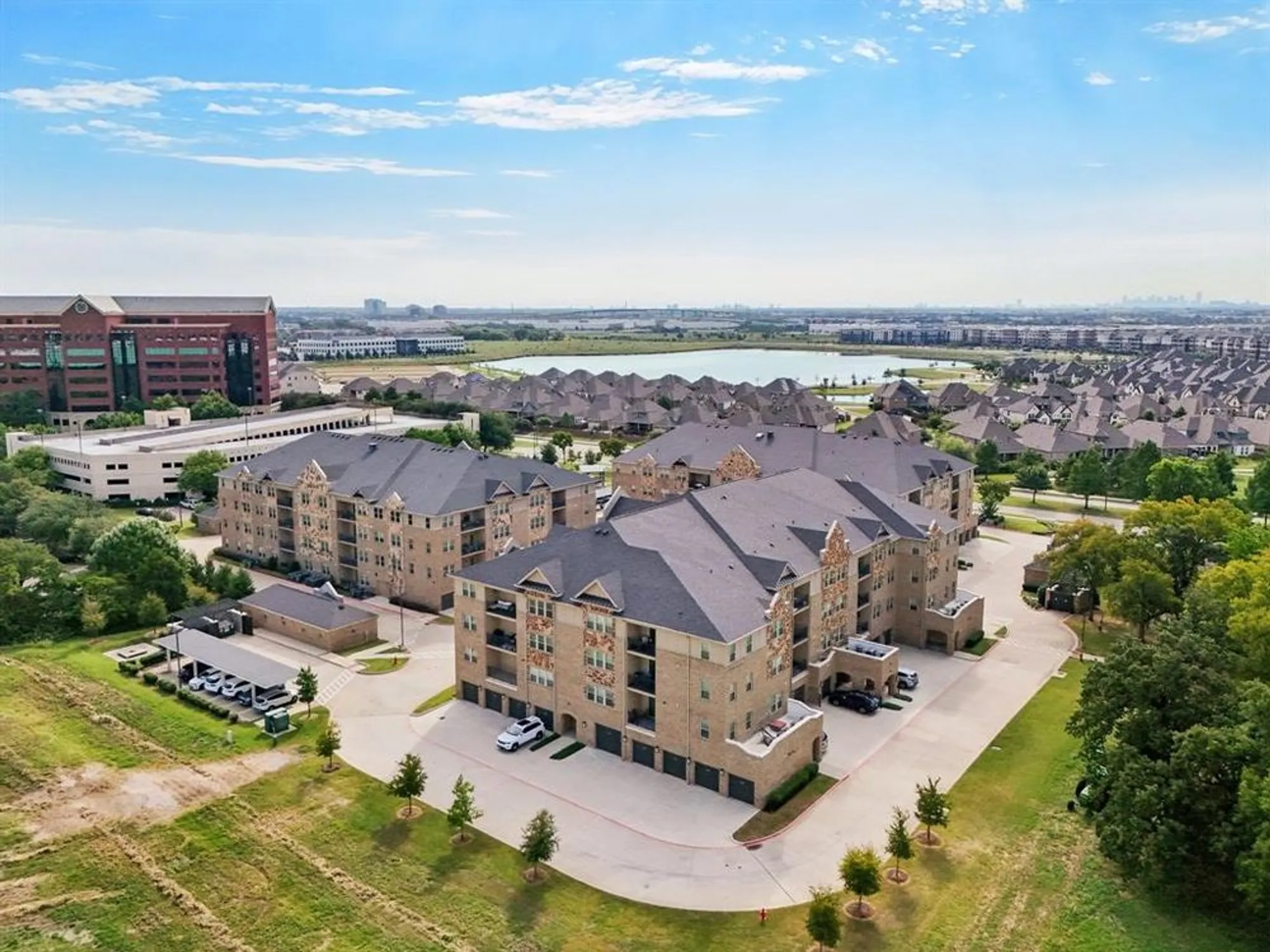 Property Slideshow image 33 of 35 | 1735 wittington pl apt 2203, Dallas, TX, 75234
