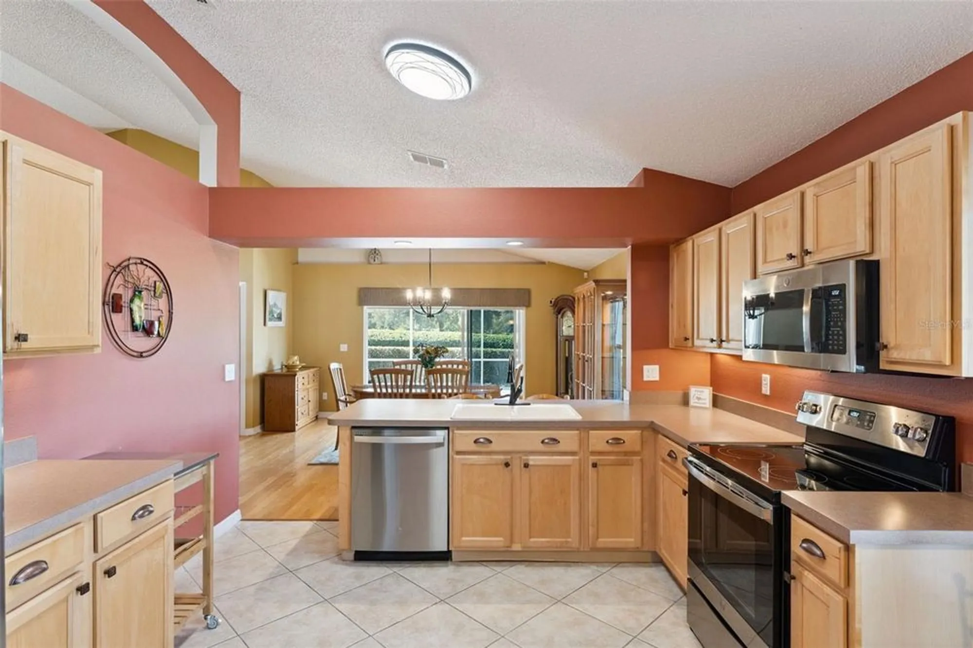 Property Slideshow image 8 of 41 | 3685 rollingbrook st, Clermont, FL, 34711