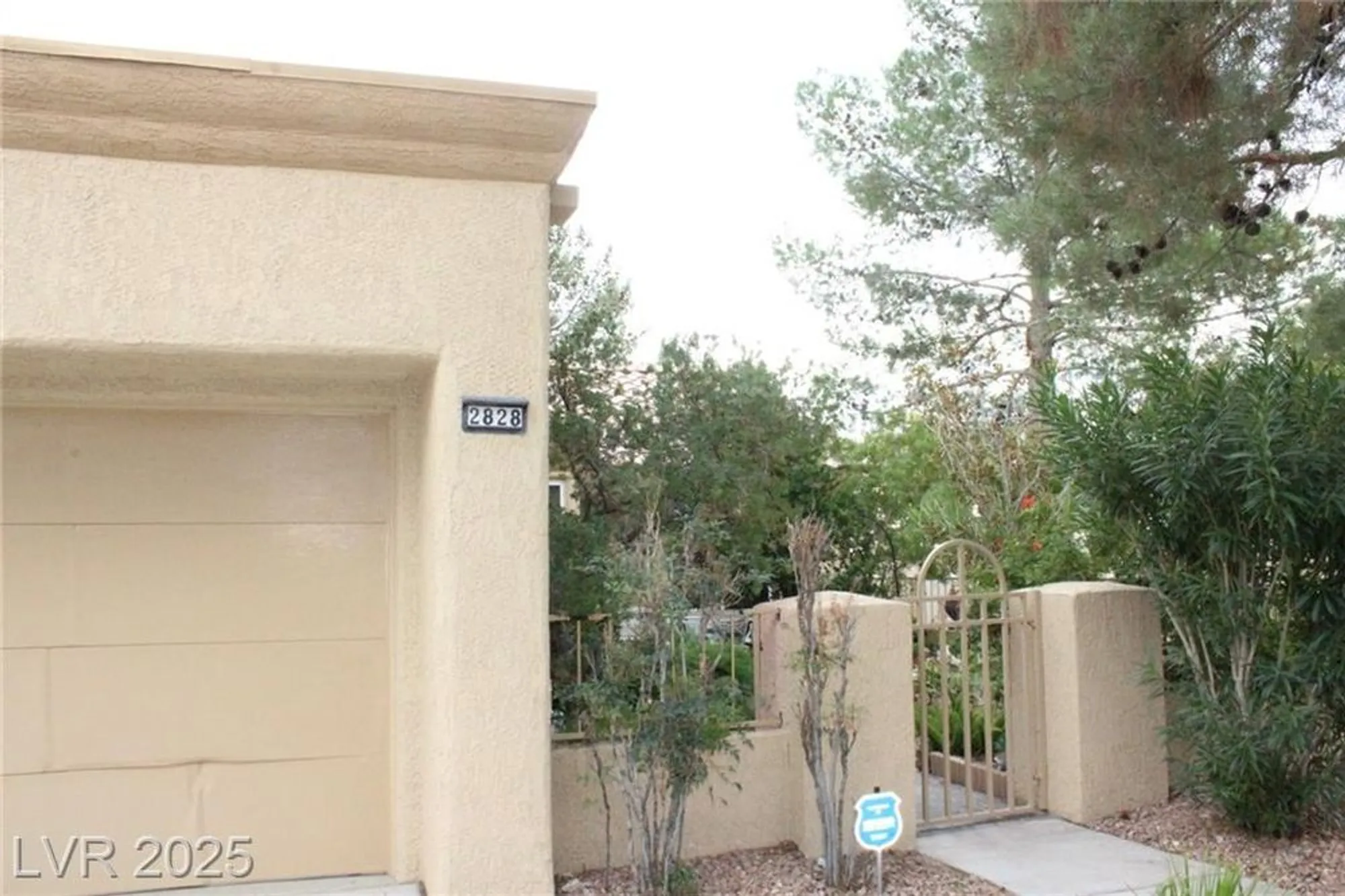 Property Slideshow image 2 of 50 | 2828 billy casper dr, Las Vegas, NV, 89134