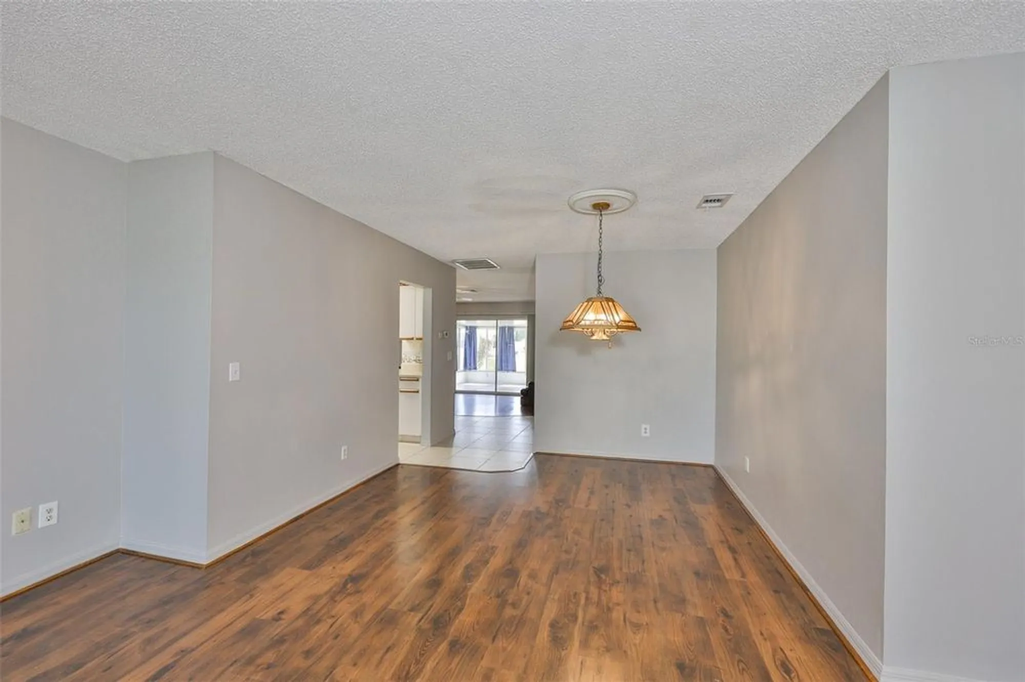 Property Slideshow image 10 of 46 | 206 sola ln, Sun City Center, FL, 33573