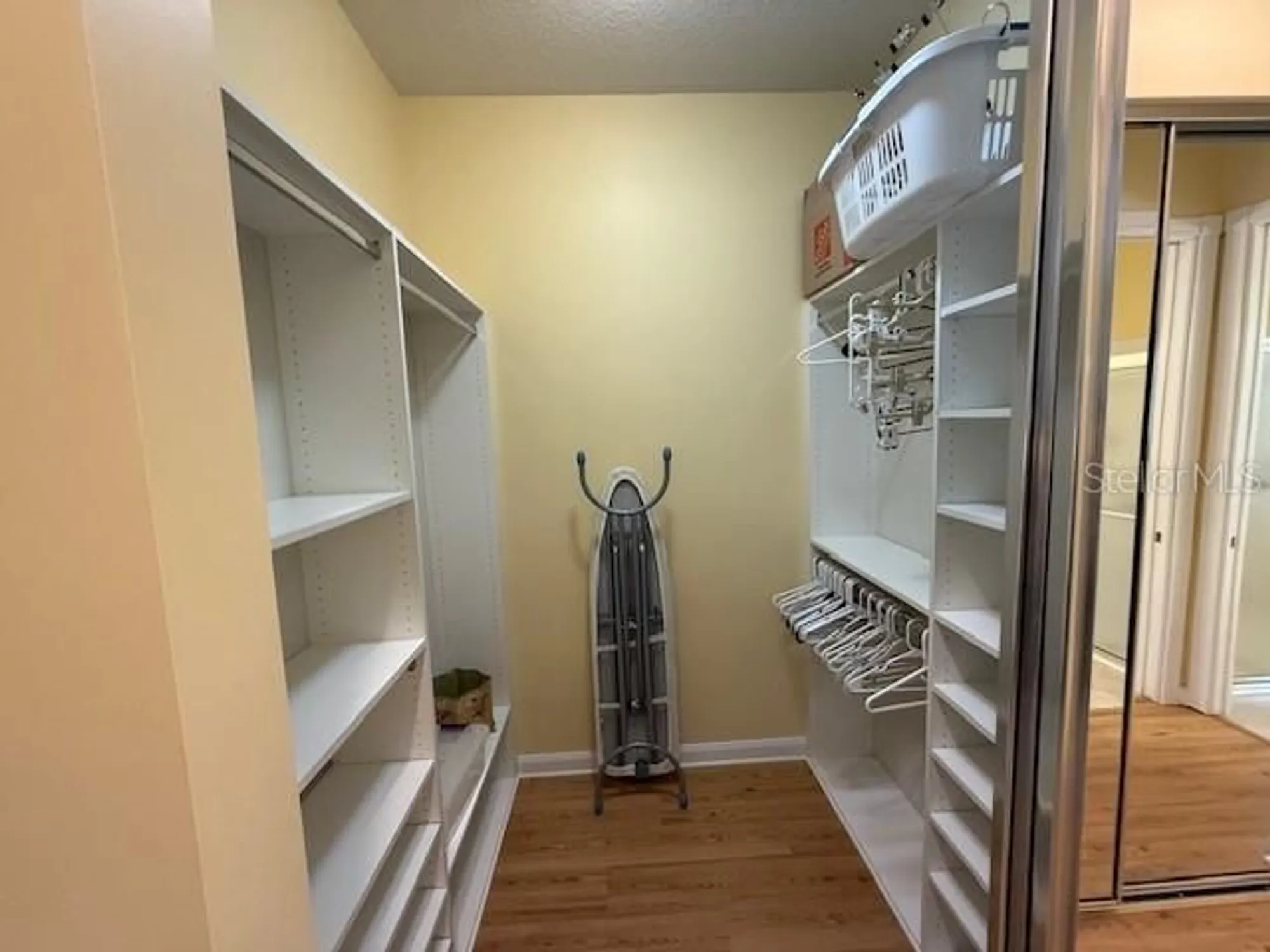 Property Slideshow image 24 of 56 | 5962 roseto pl, Sarasota, FL, 34238