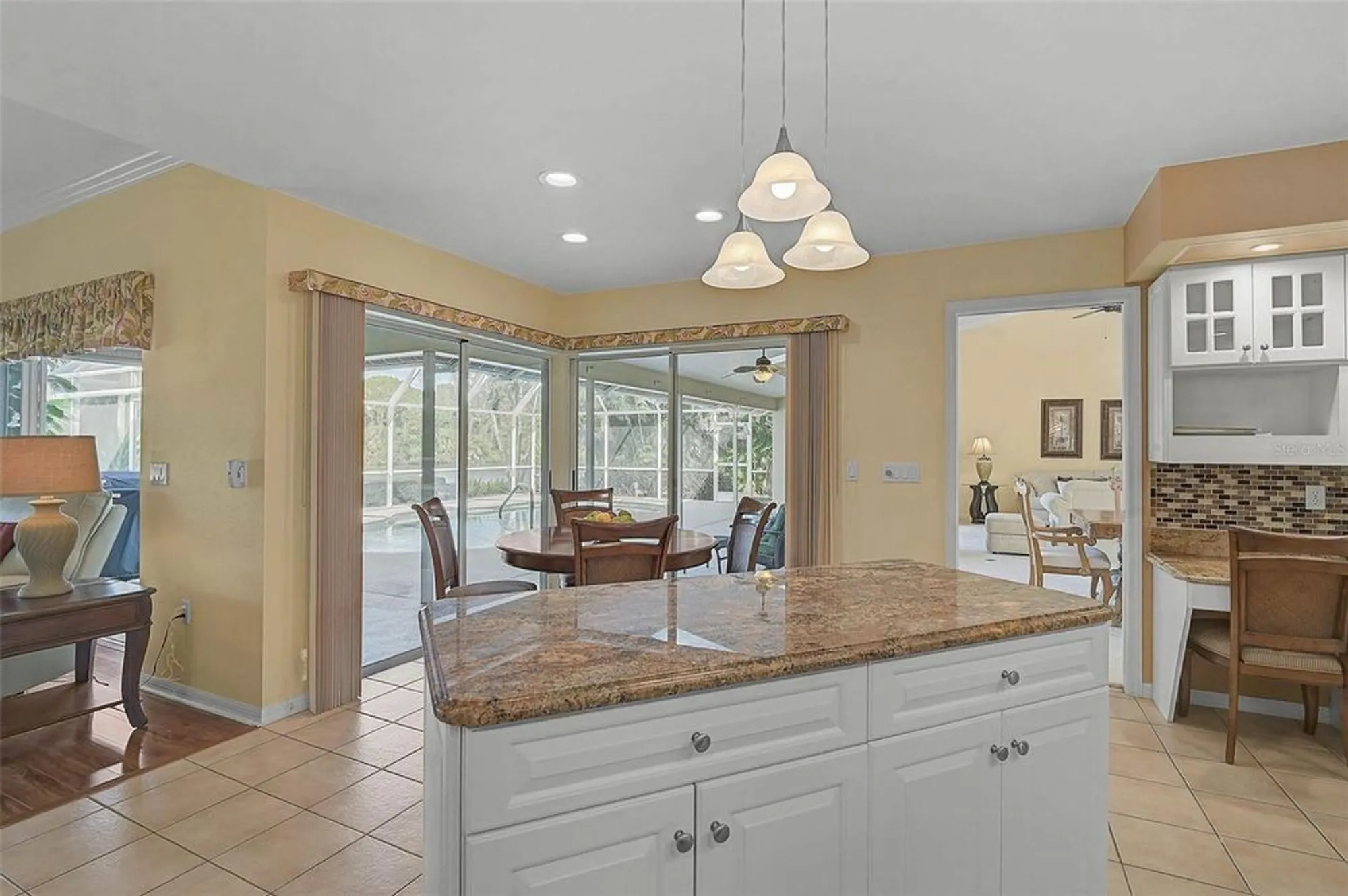 Property Slideshow image 17 of 62 | 7570 links ct, Sarasota, FL, 34243